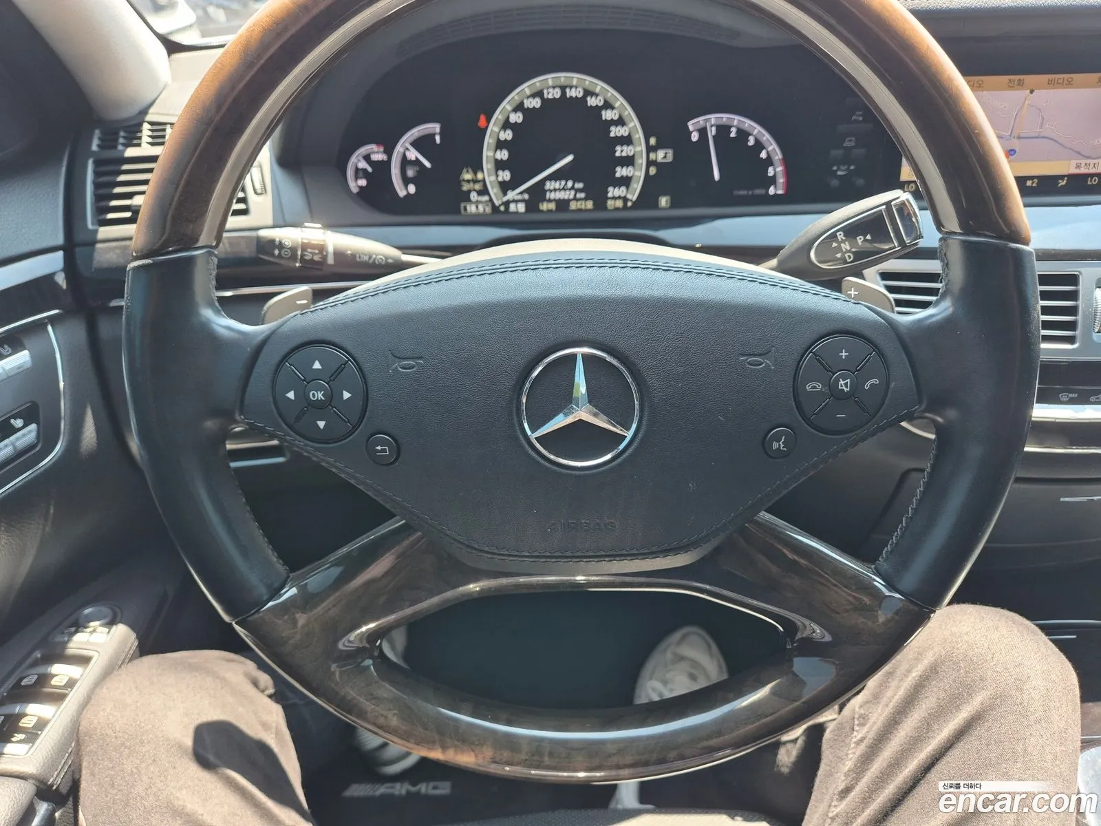 Mercedes-Benz S-Class W221 2011 — 17