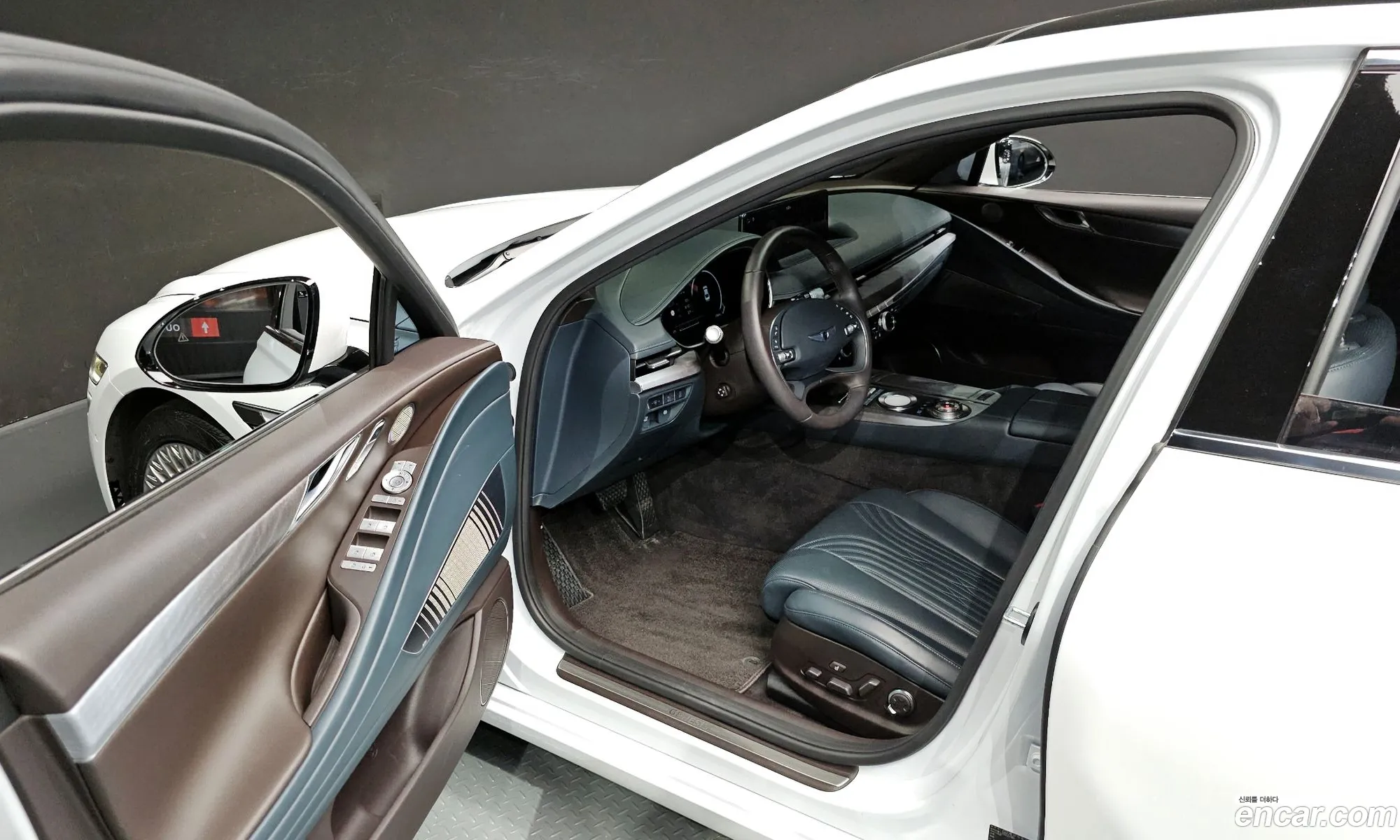 Genesis G80 2022 — 28