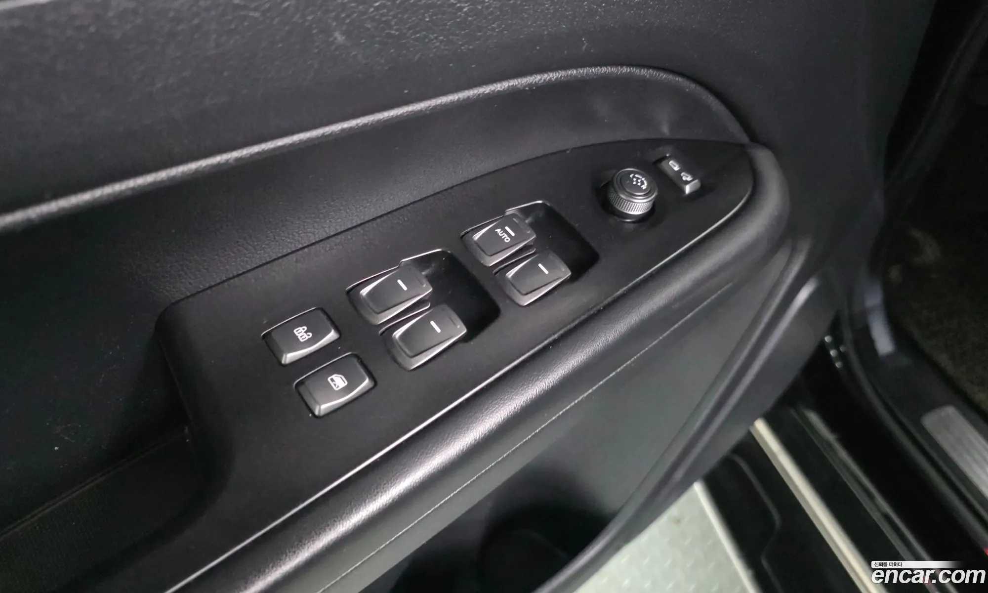 KG Mobility (SsangYong) Rexton Sports Khan 2020 — 26