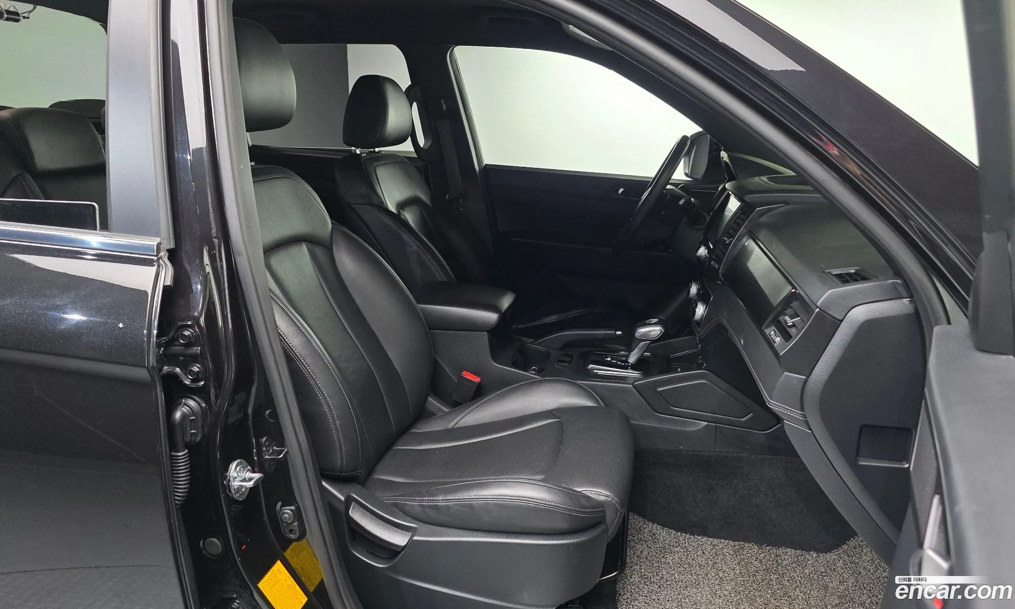 KG Mobility (SsangYong) Rexton Sports Khan 2020 — 8