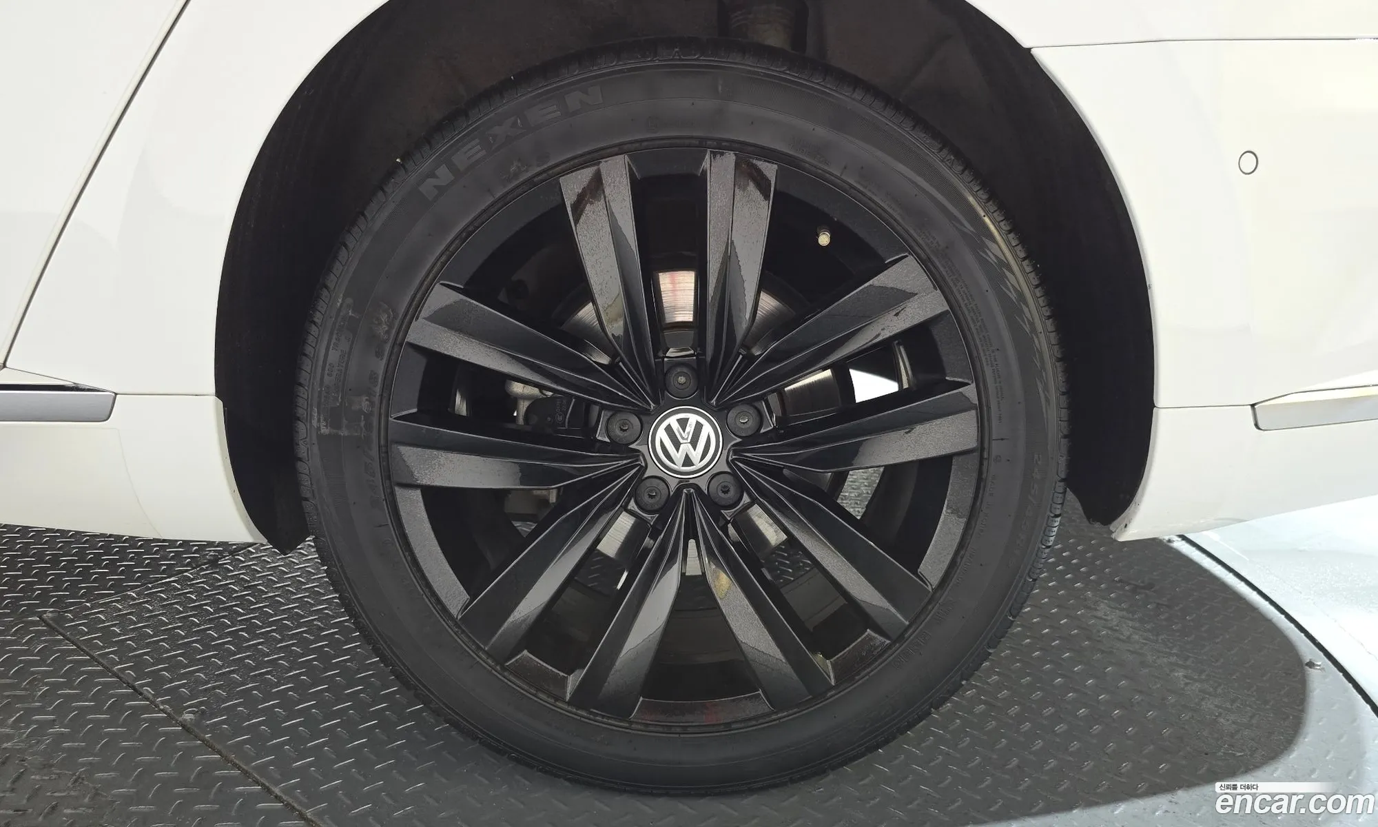 Volkswagen Arteon 2019 — 30