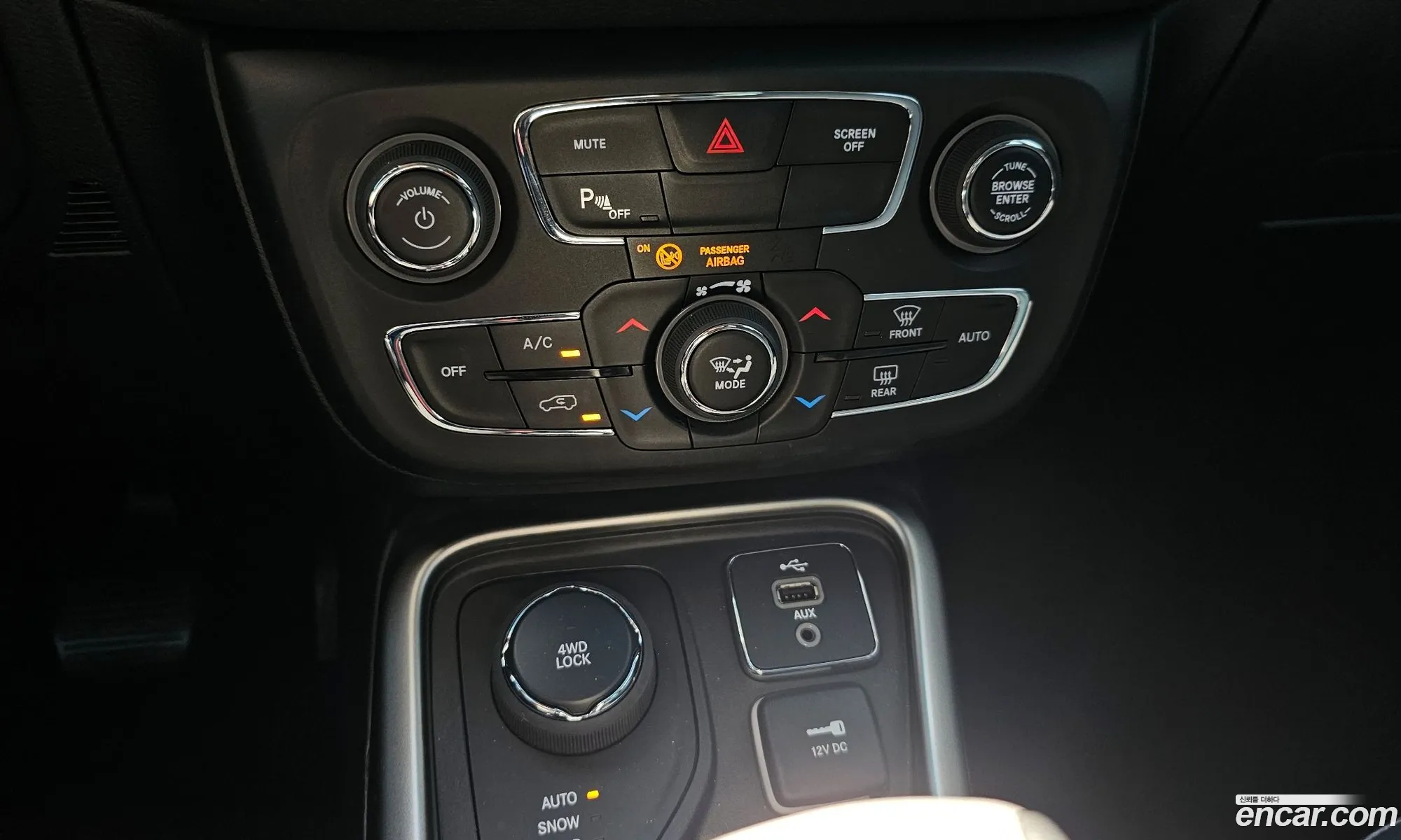 Jeep Compass 2018 3C4NJDBB0JT394015 — 13