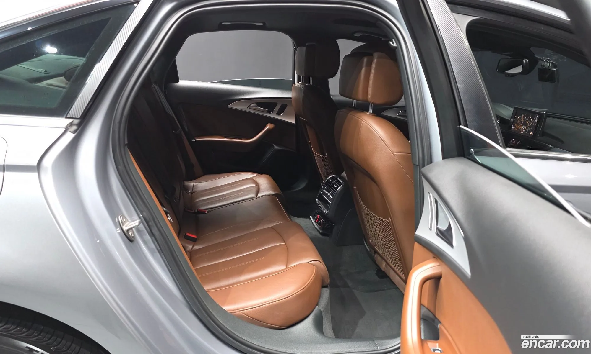 Audi A6 2018 WAUZZZ4G4JN136139 — 17