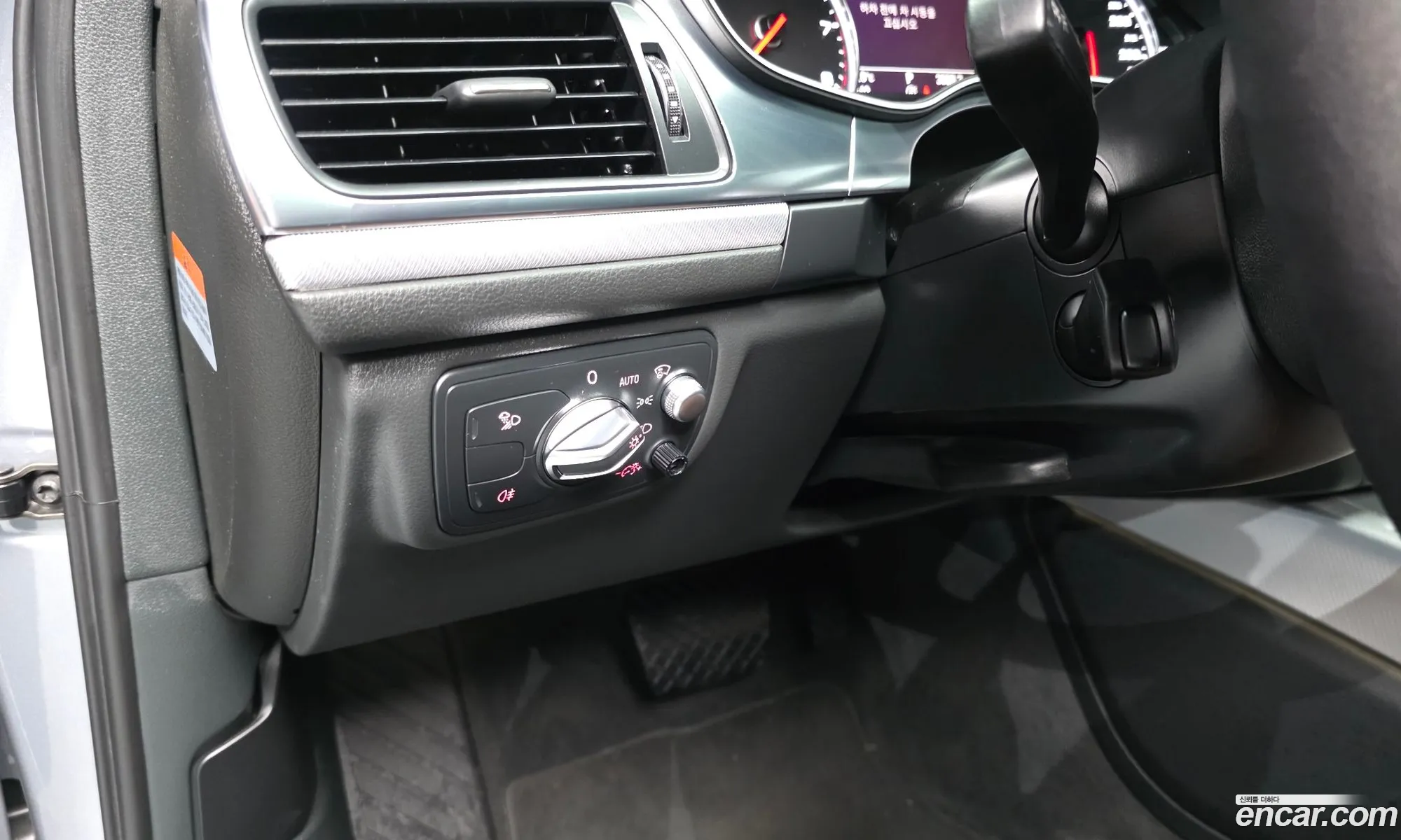 Audi A6 2018 WAUZZZ4G4JN136139 — 4