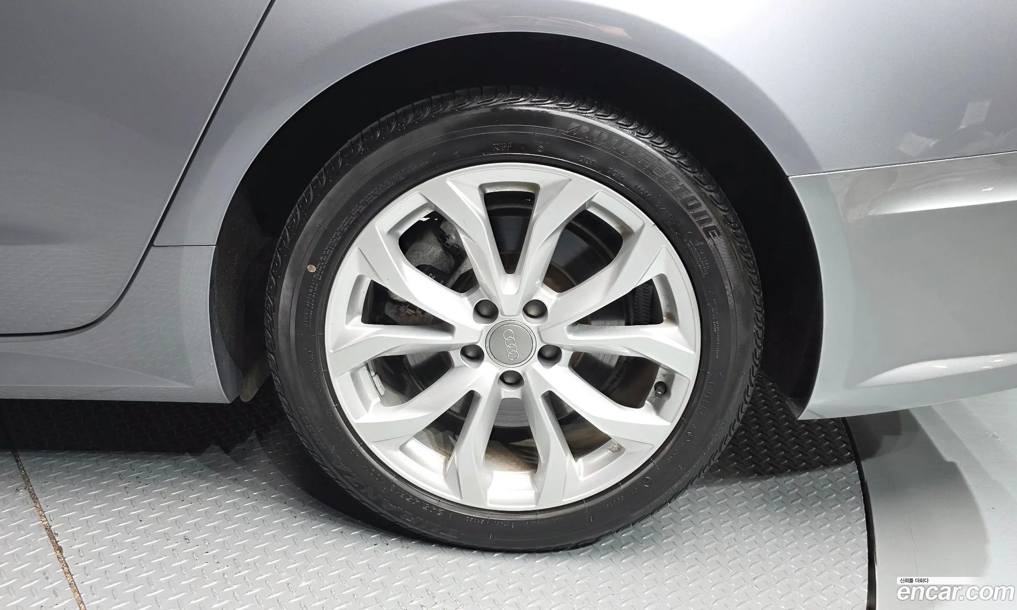 Audi A6 2018 WAUZZZ4G4JN136139 — 15