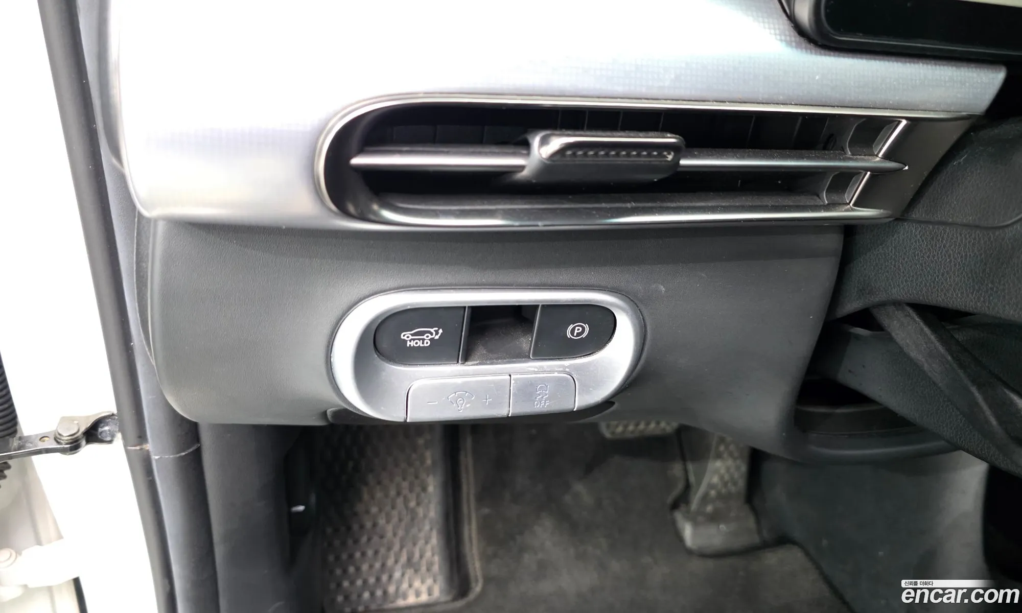 Genesis GV60 2022 — 14