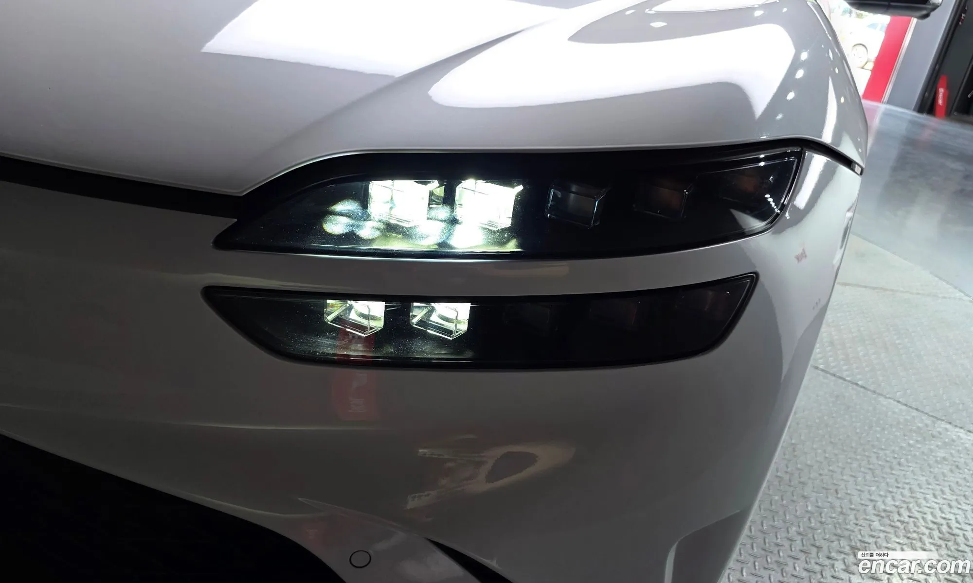 Genesis GV60 2022 — 12