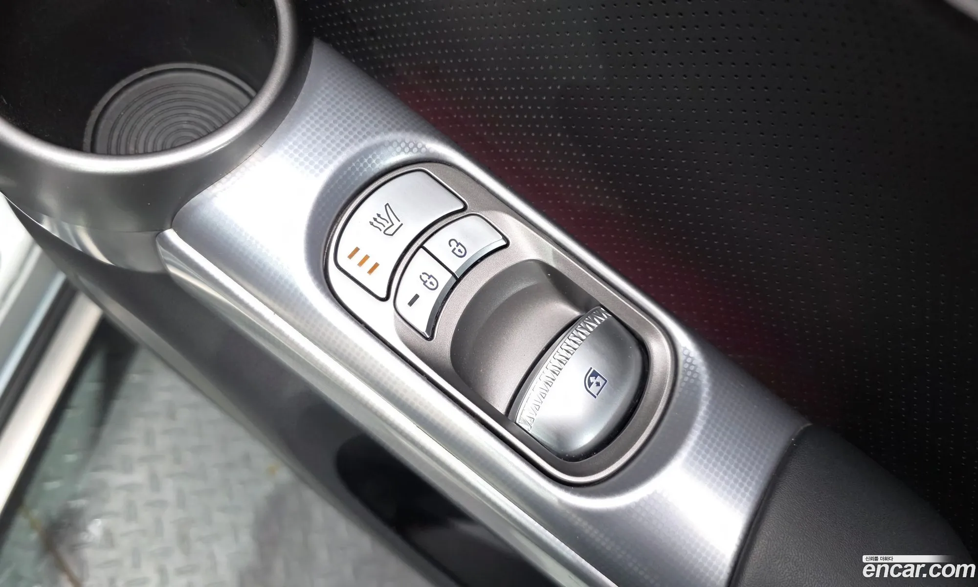 Genesis GV60 2022 — 17