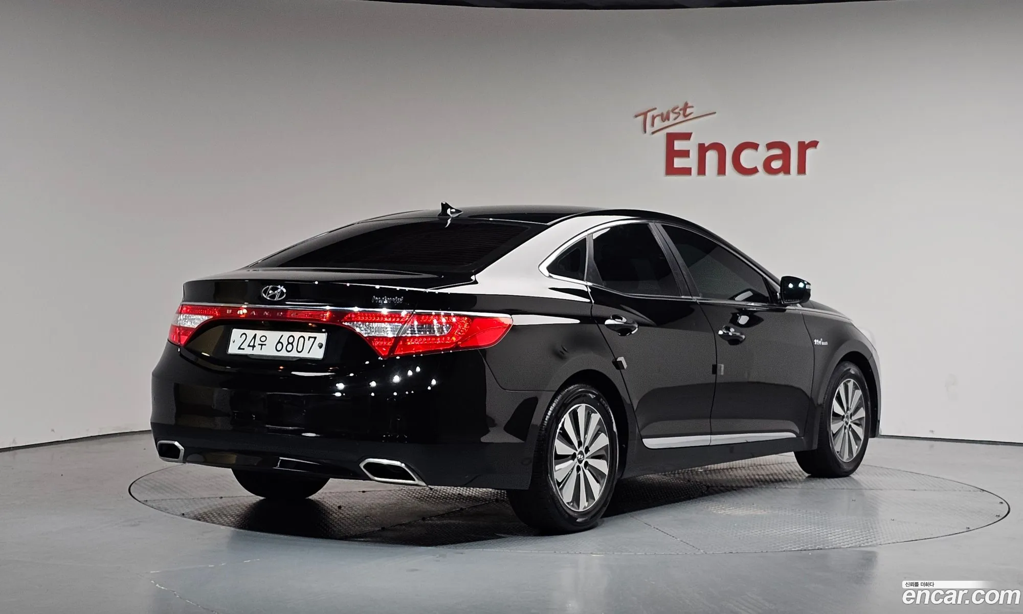Hyundai Grandeur HG Hybrid 2015 — 8