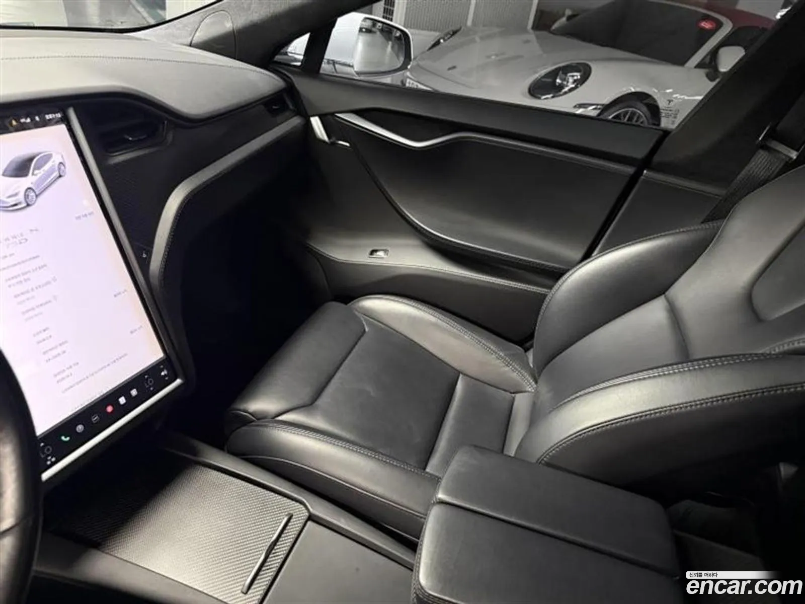 Tesla Model S 2018 — 18