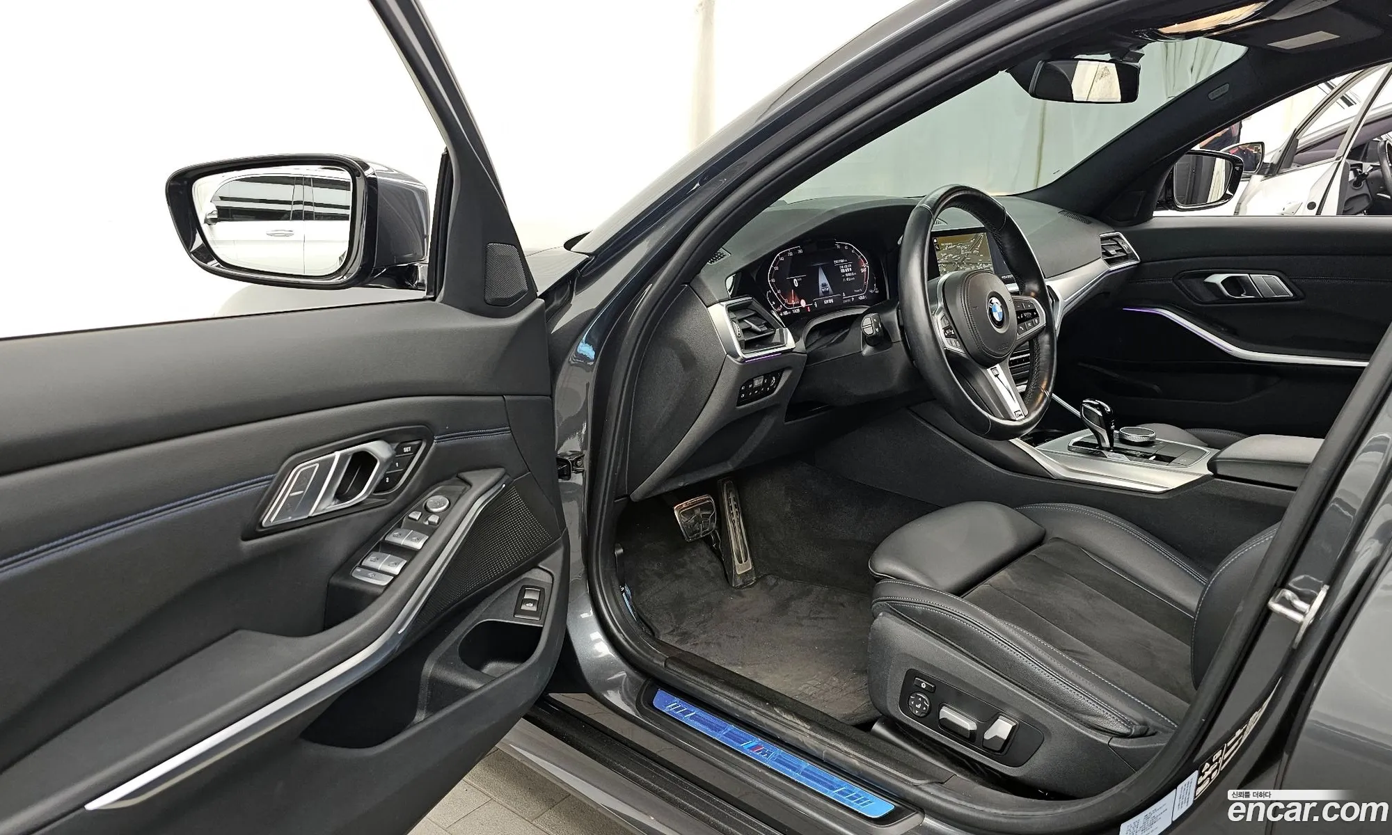 BMW 3 Series 2021 — 17