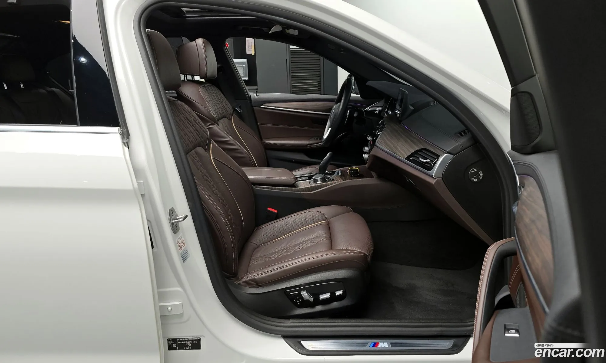 BMW 5 Series 2017 WBAJD910XJWC11815 — 15