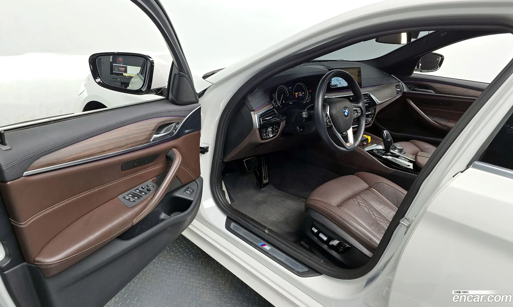 BMW 5 Series 2017 WBAJD910XJWC11815 — 16