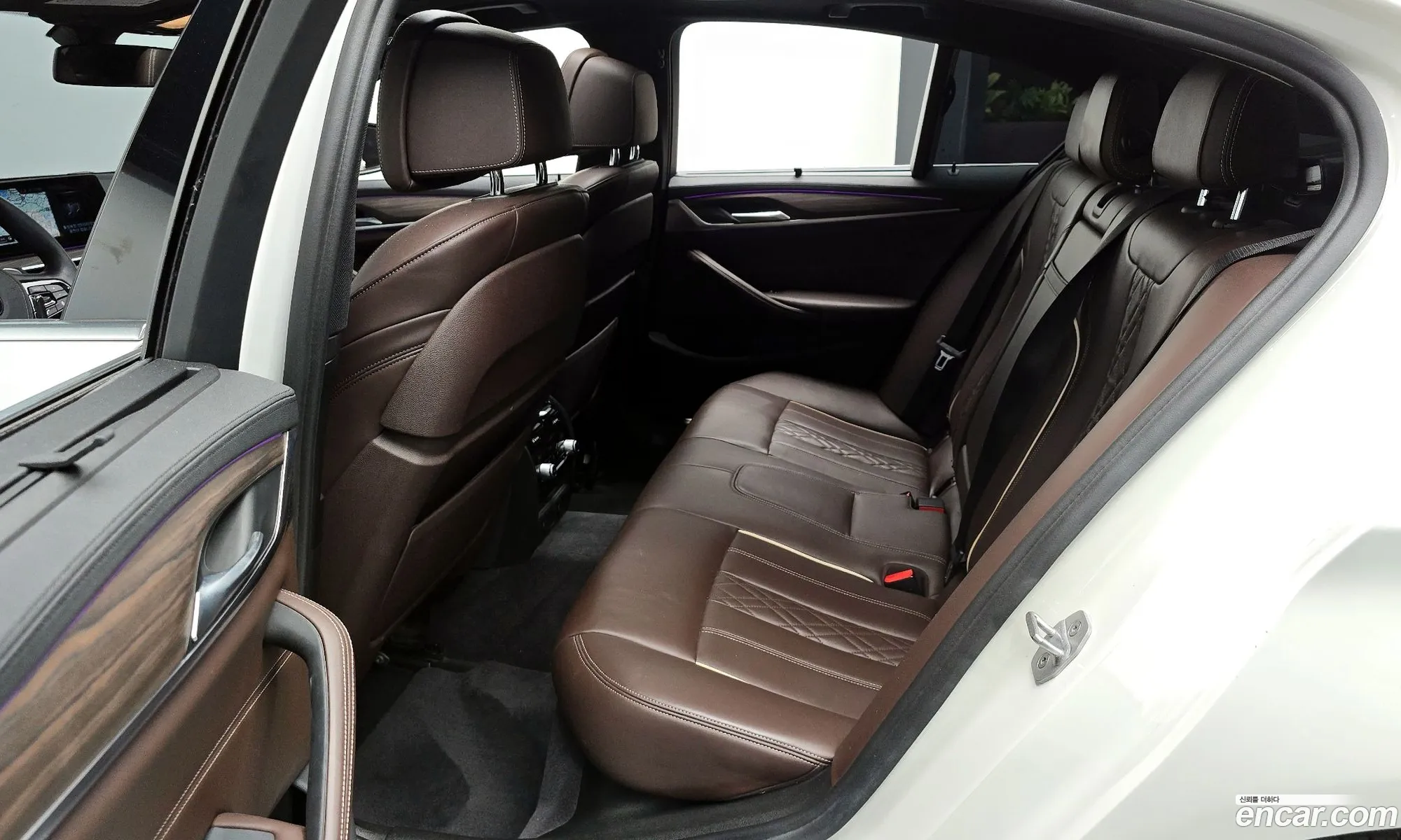BMW 5 Series 2017 WBAJD910XJWC11815 — 30