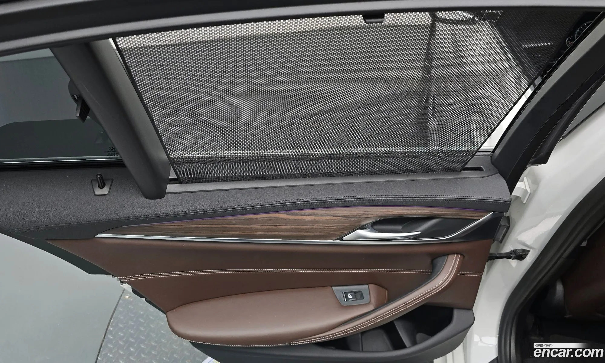 BMW 5 Series 2017 WBAJD910XJWC11815 — 25