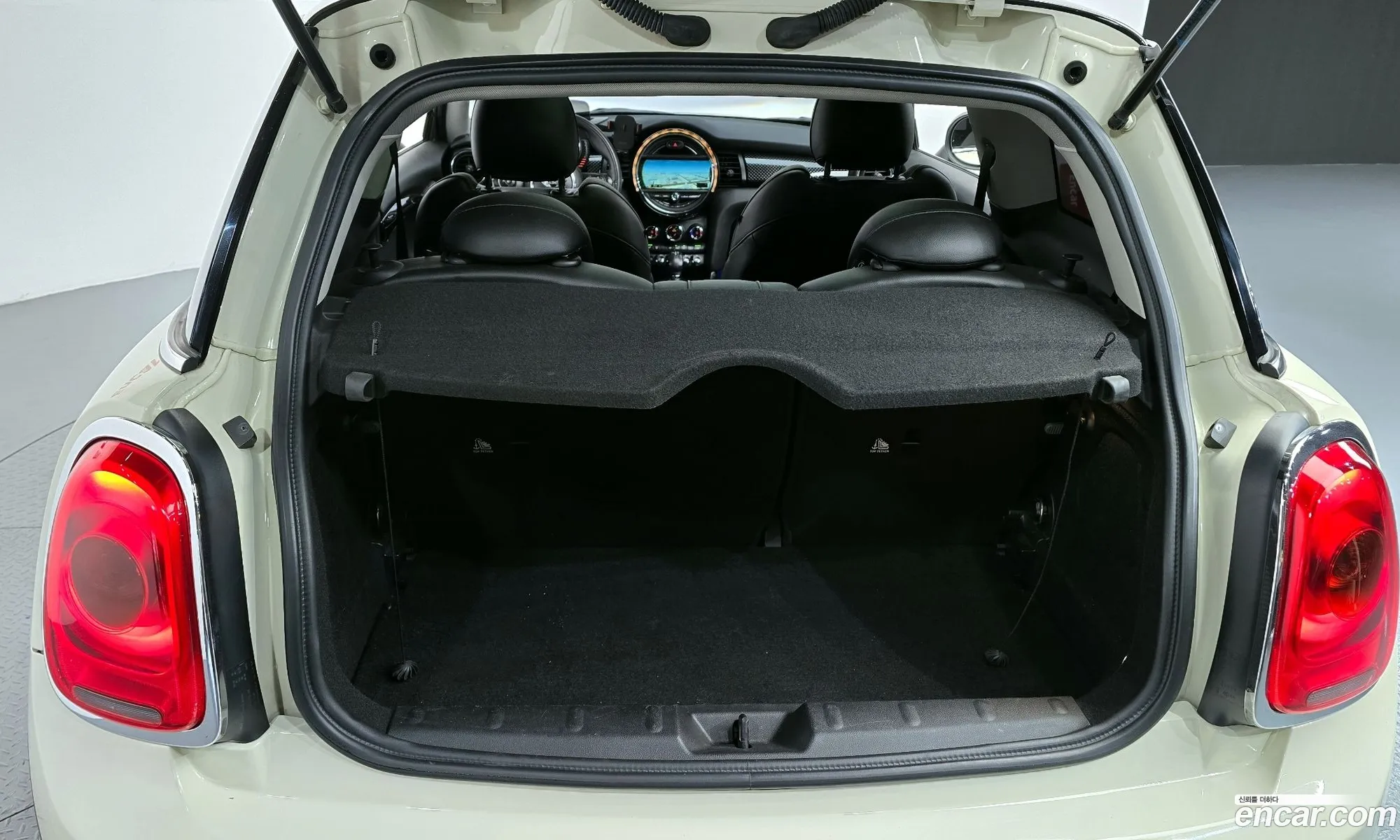 Mini Cooper S 2015 WMWXP7106FT877856 — 13