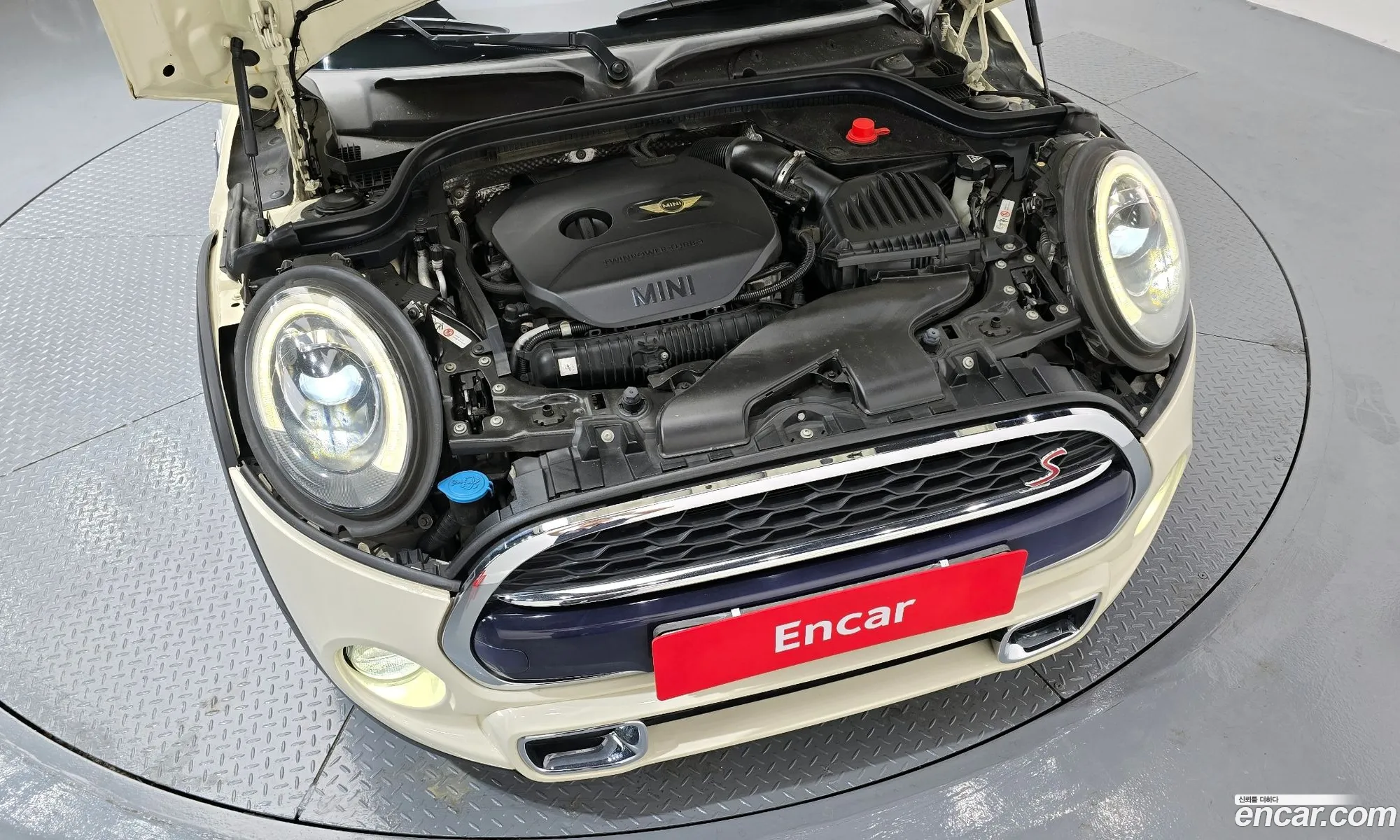 Mini Cooper S 2015 WMWXP7106FT877856 — 14