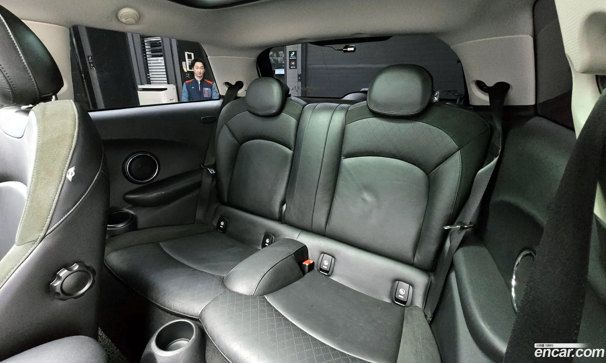 Mini Cooper S 2015 WMWXP7106FT877856 — 17