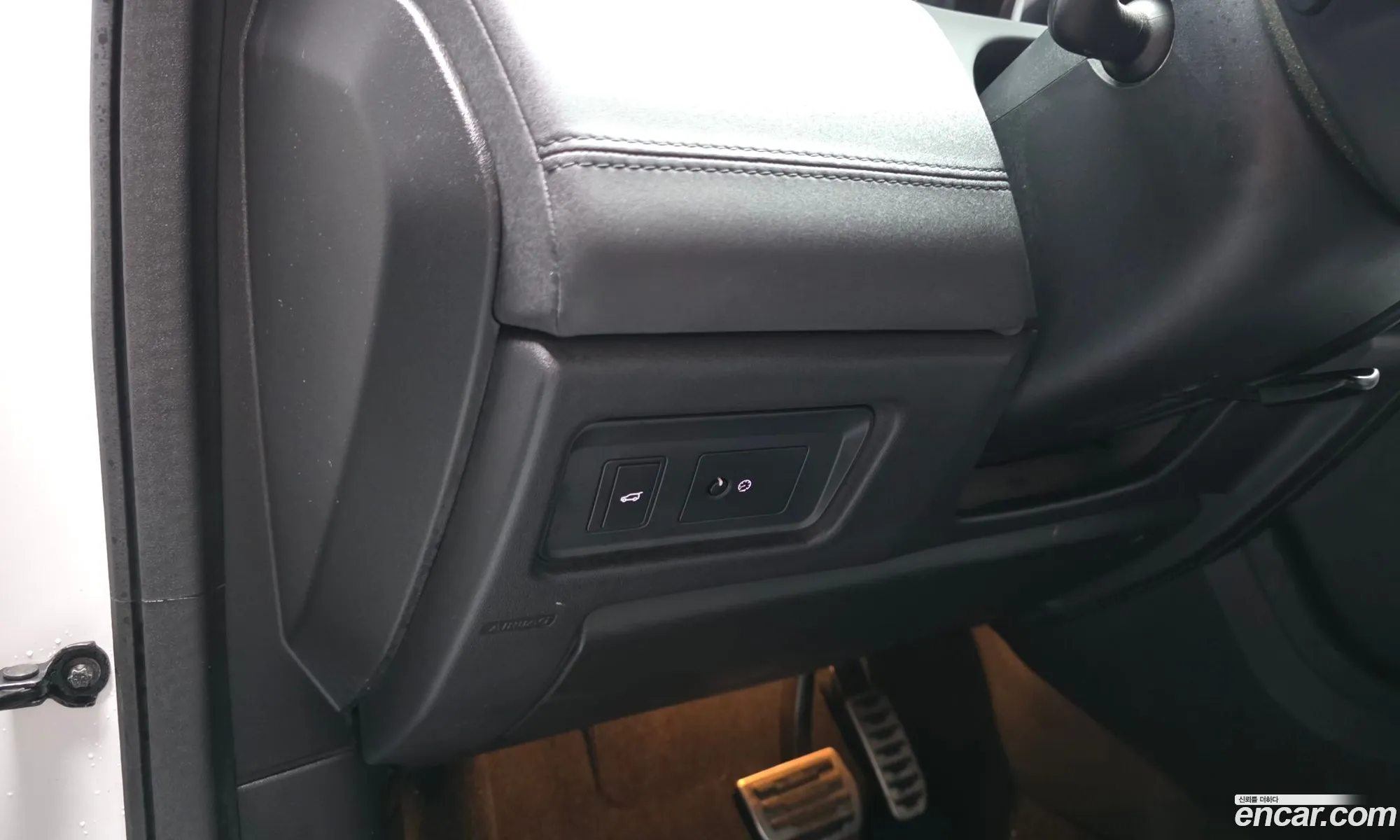 Land Rover Discovery Sport 2017 — 16