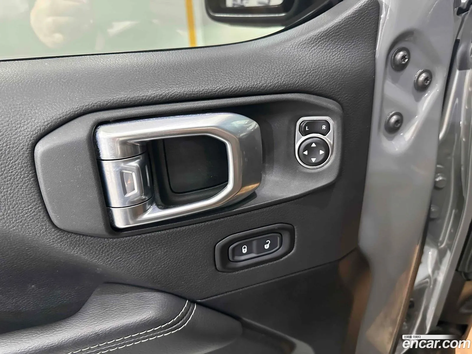 Jeep Gladiator 2021 — 15