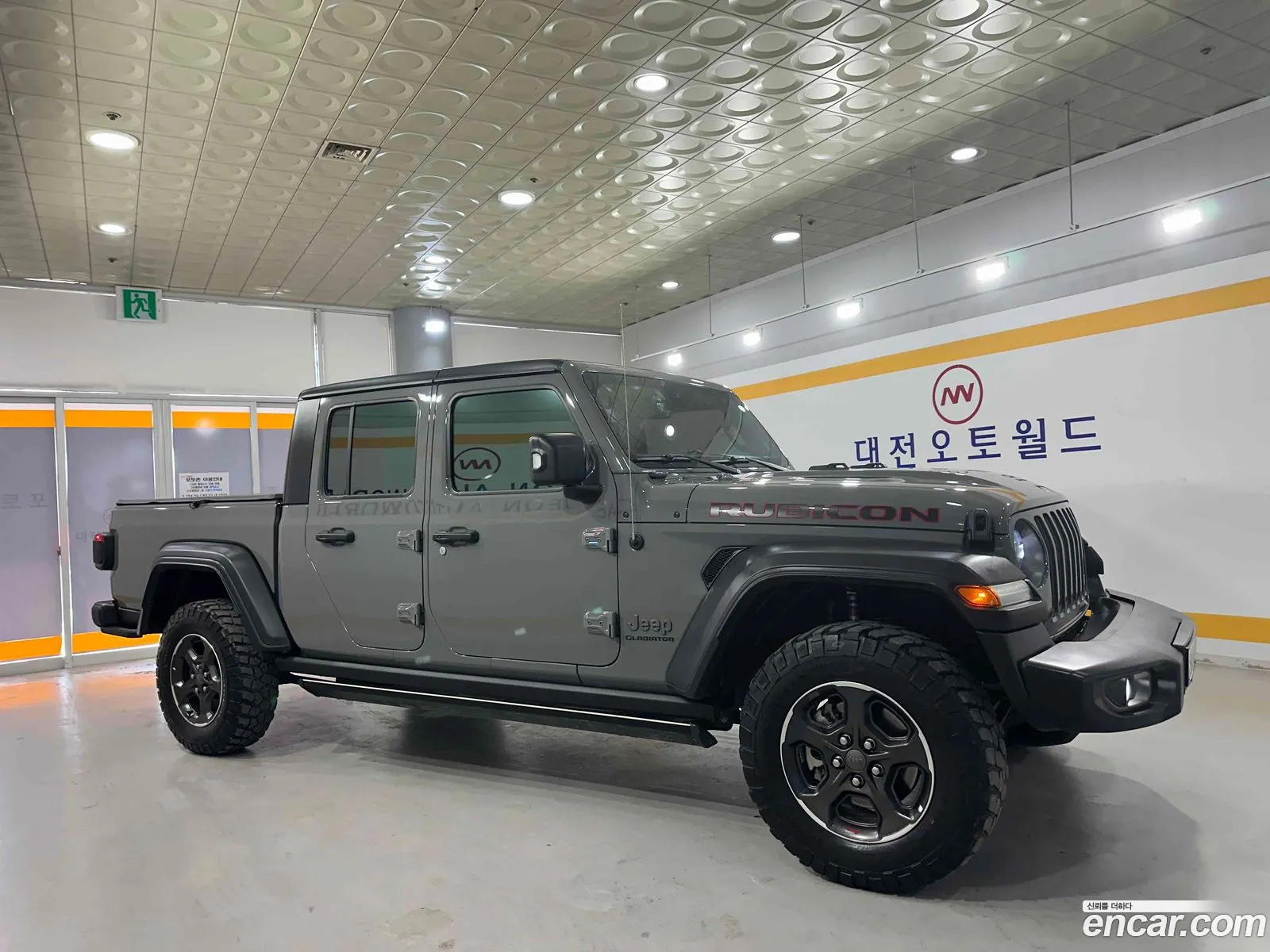 Jeep Gladiator 2021 — 11