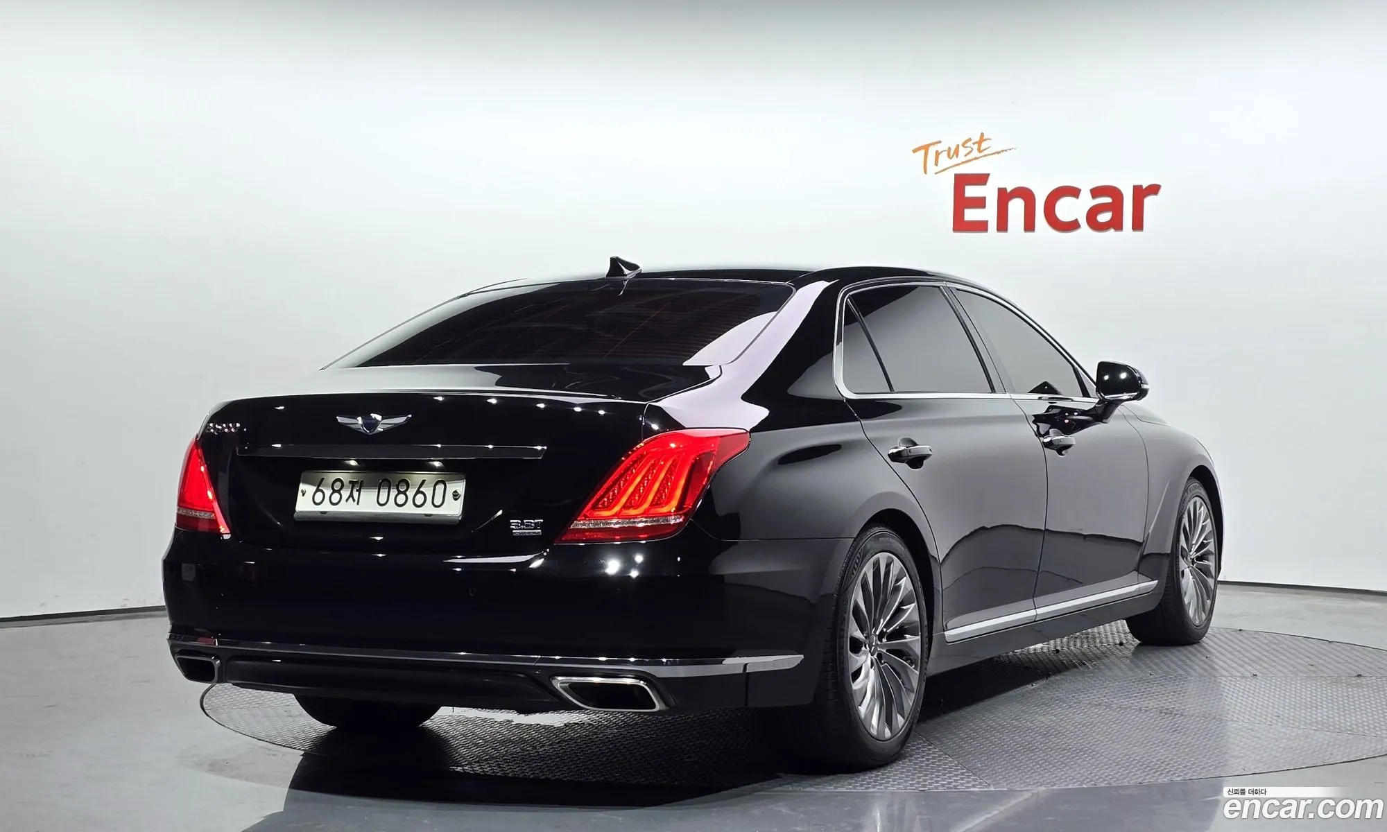 Genesis EQ900 2016 — 16