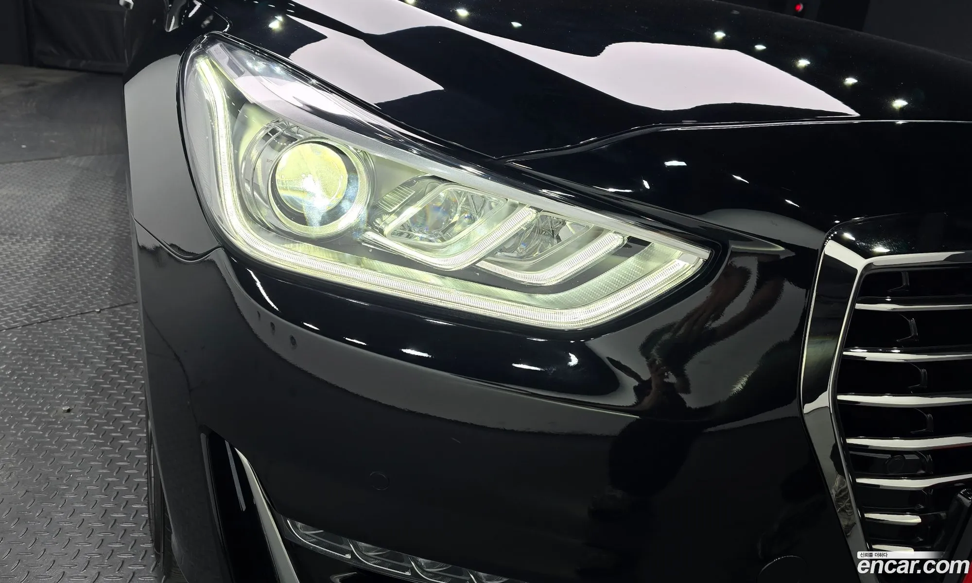 Genesis EQ900 2016 — 5