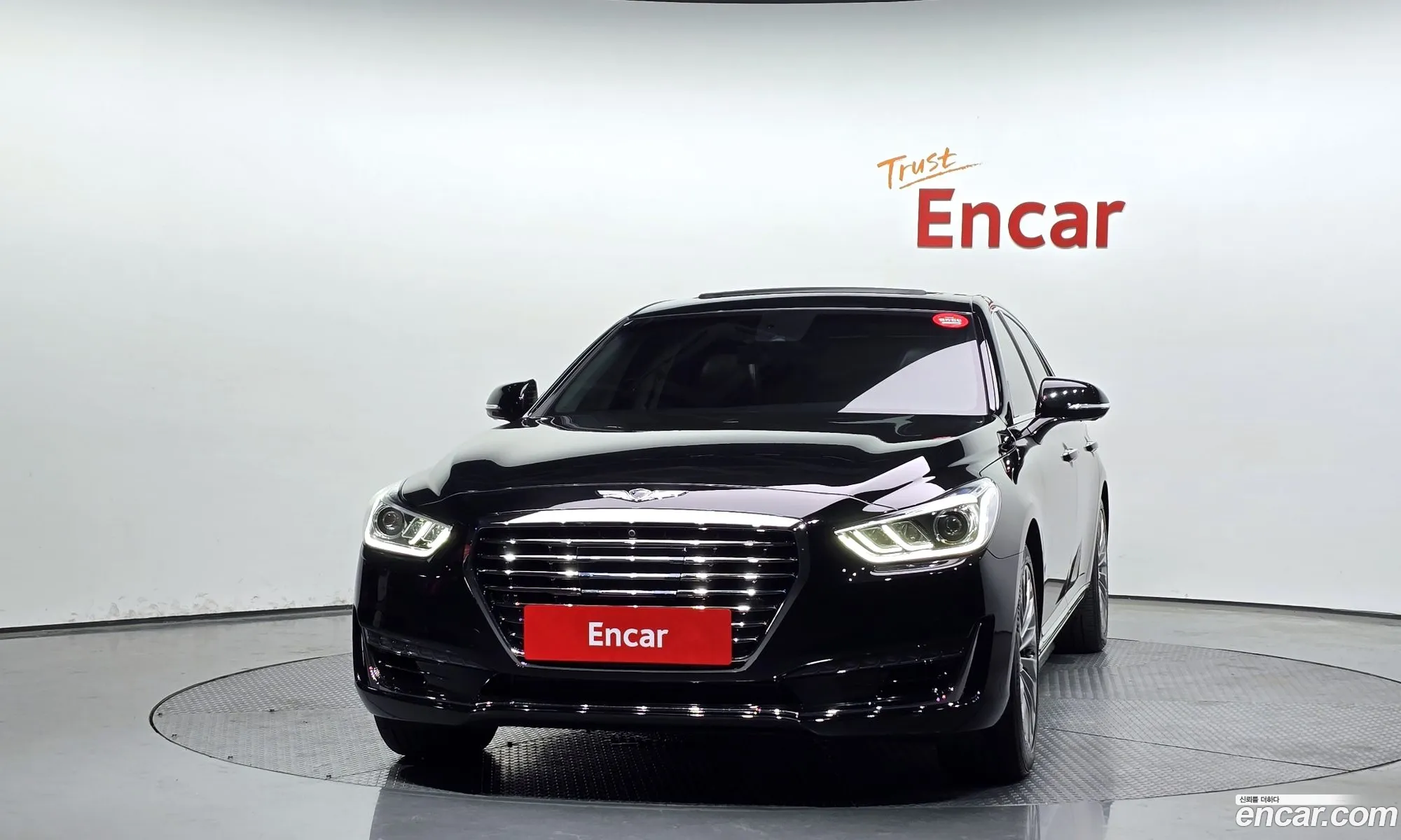 Genesis EQ900 2016 — 18