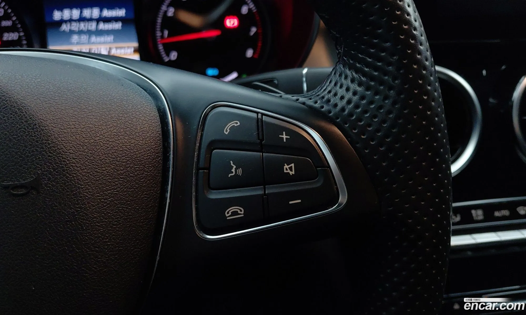 Mercedes-Benz GLC-Class X253 2018 — 18