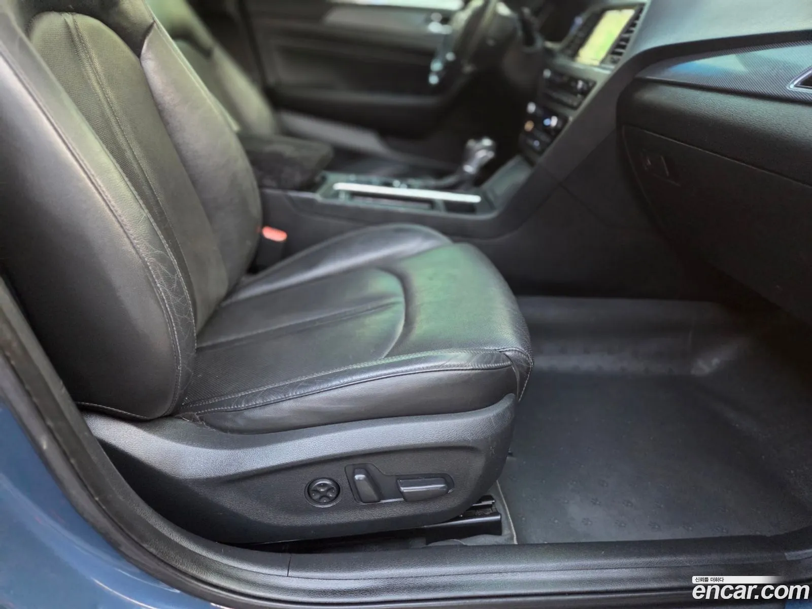 Hyundai LF Sonata Hybrid 2015 — 3