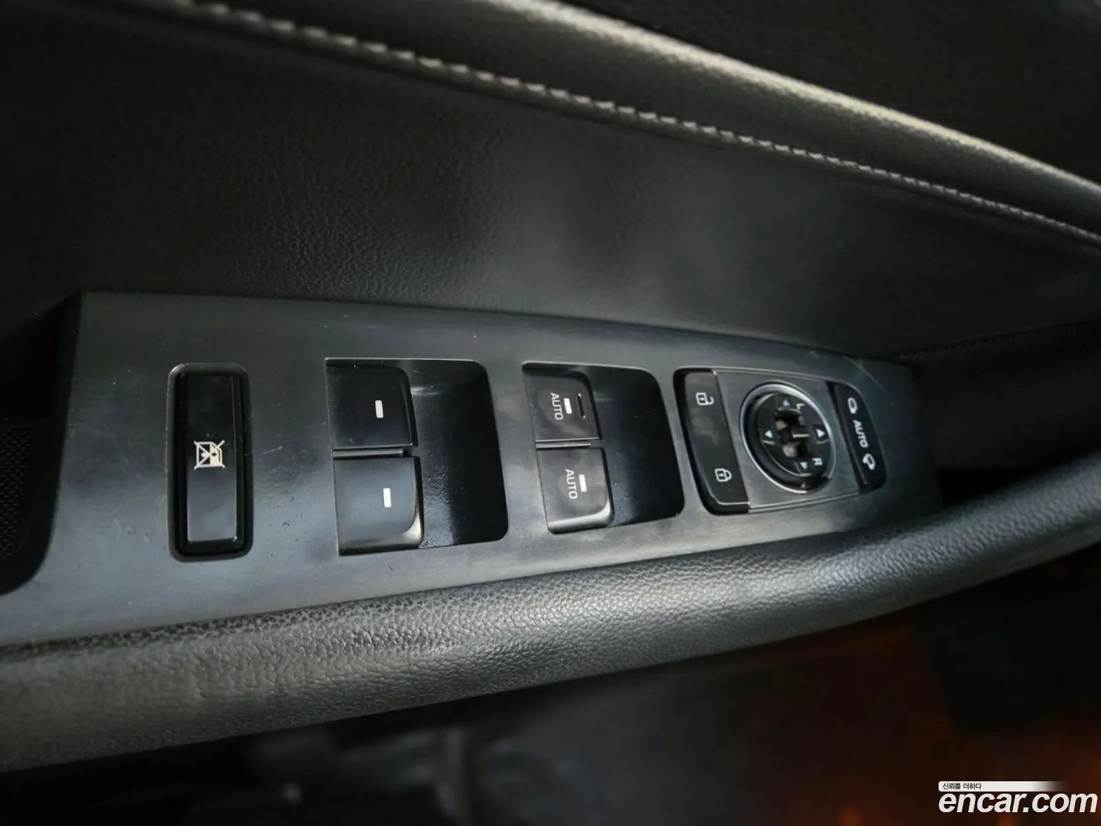 Hyundai LF Sonata Hybrid 2015 — 5