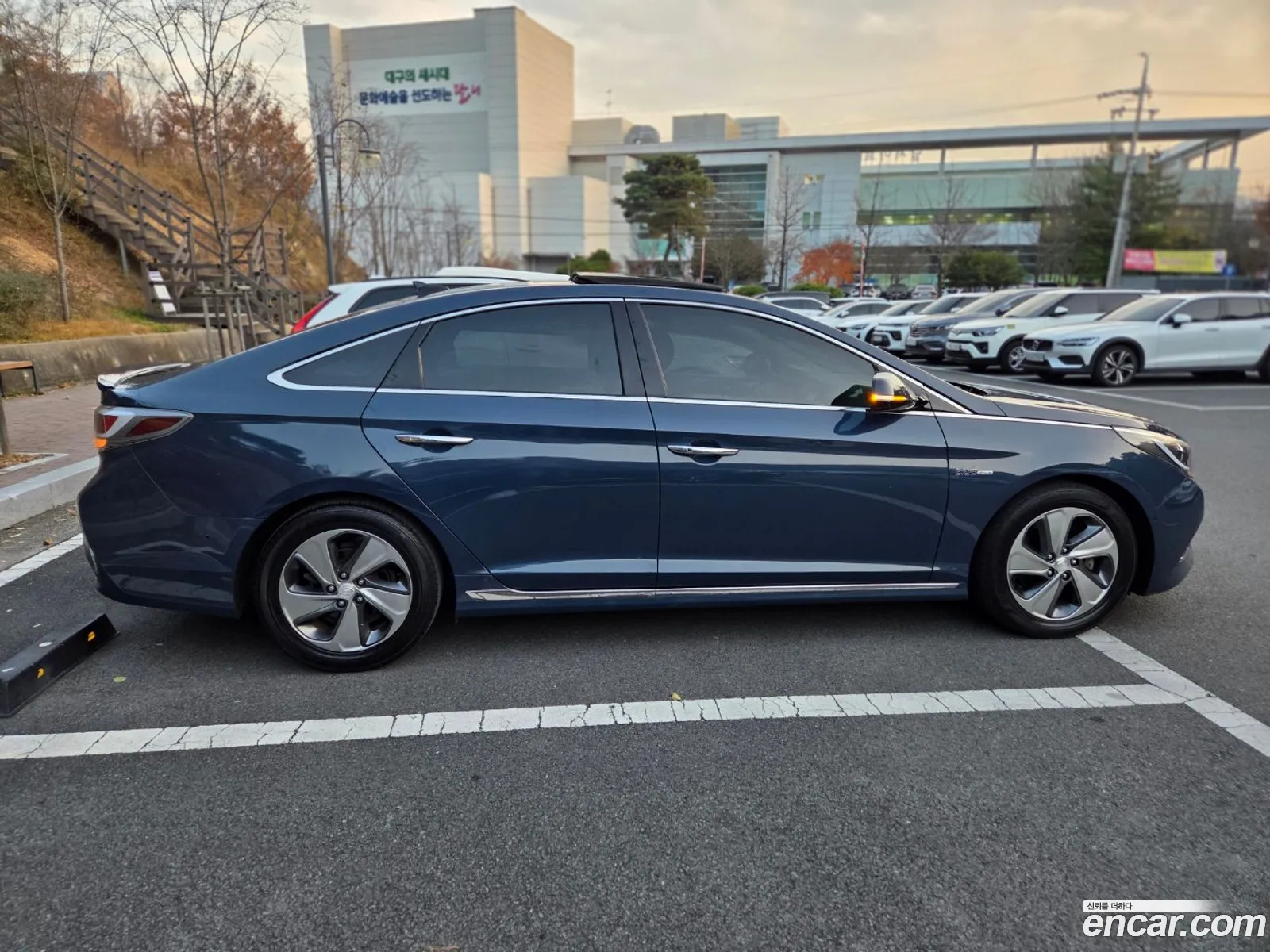 Hyundai LF Sonata Hybrid 2015 — 6