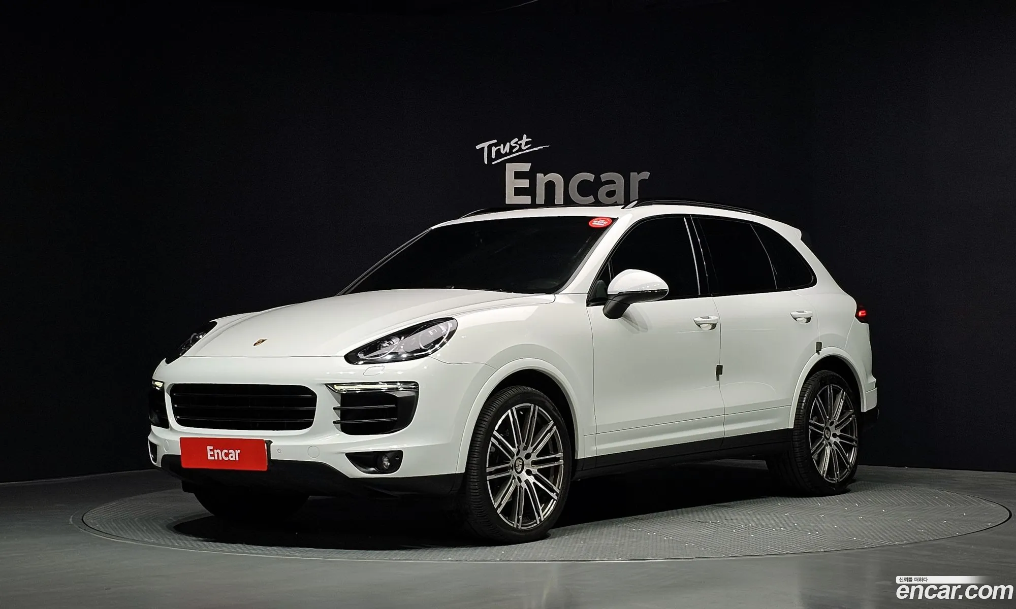 Porsche Cayenne 2017 WP1AF2922HLA32685 — 13