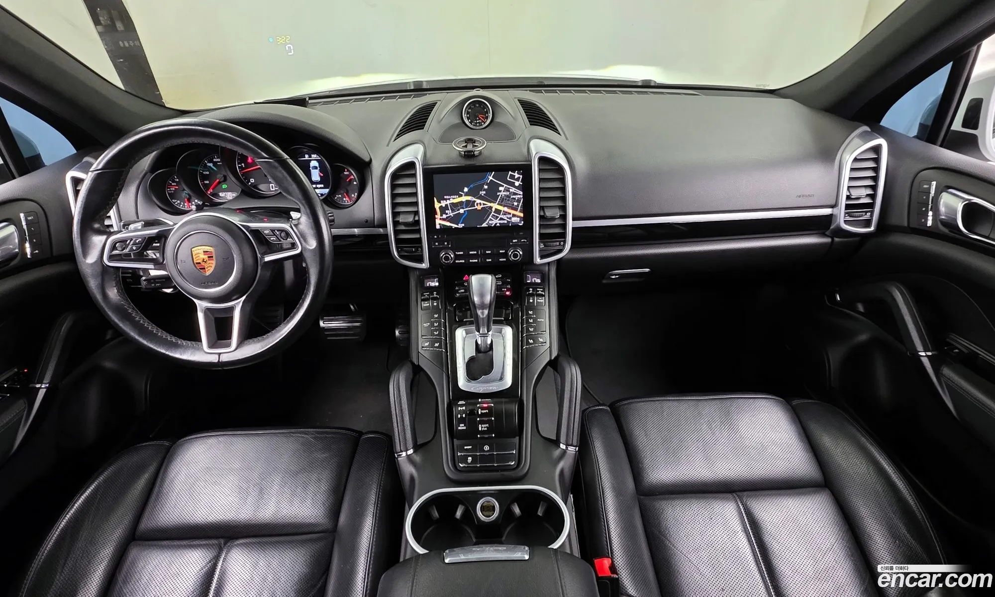 Porsche Cayenne 2017 WP1AF2922HLA32685 — 17