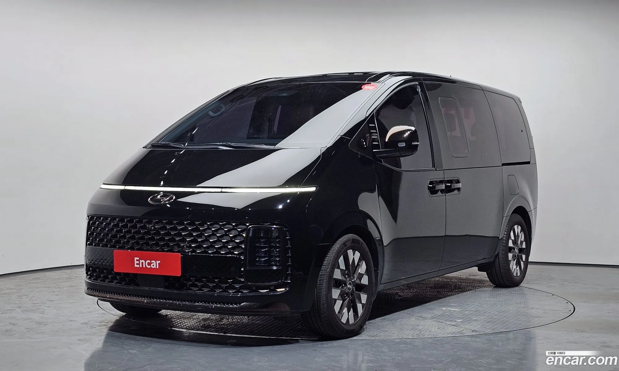 Hyundai Staria 2021 — 4