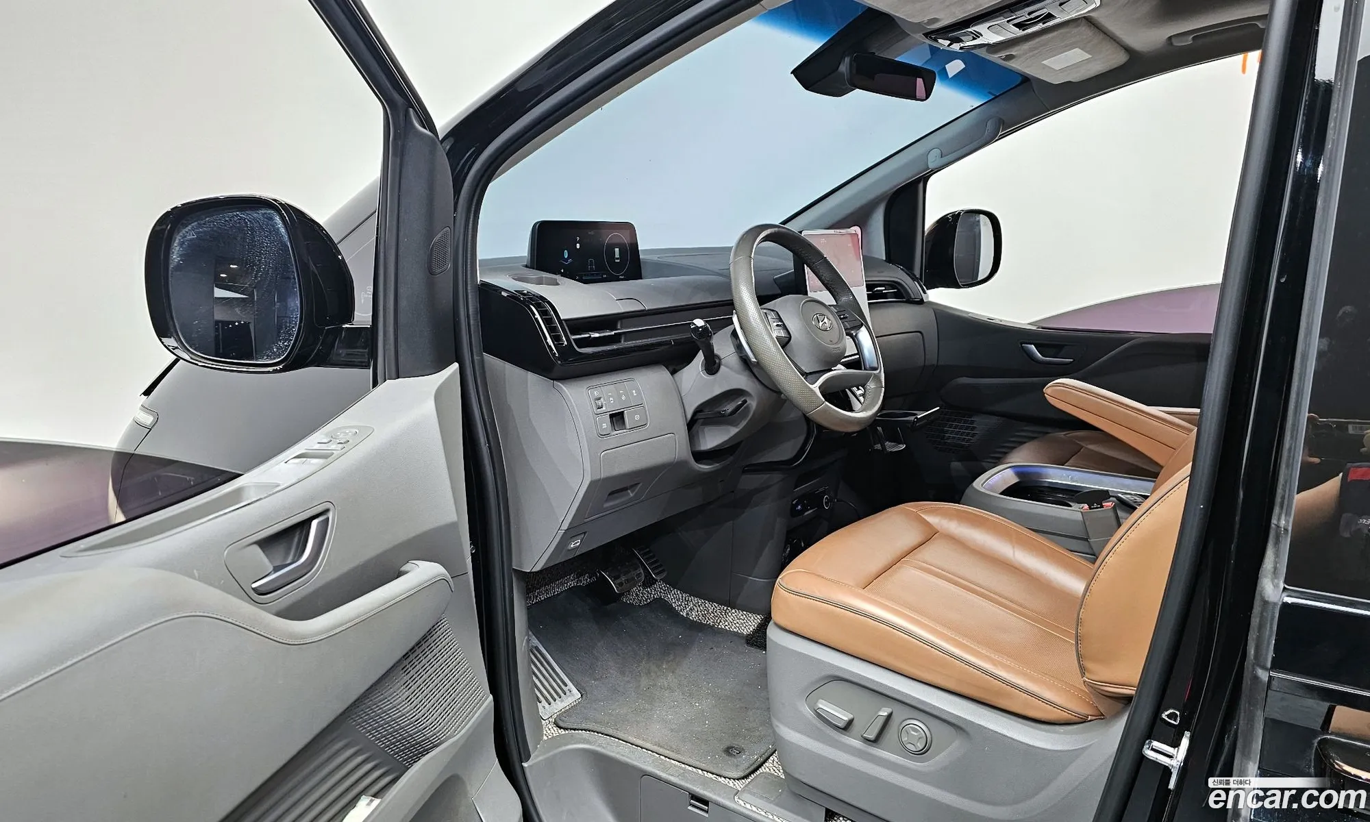 Hyundai Staria 2021 — 13