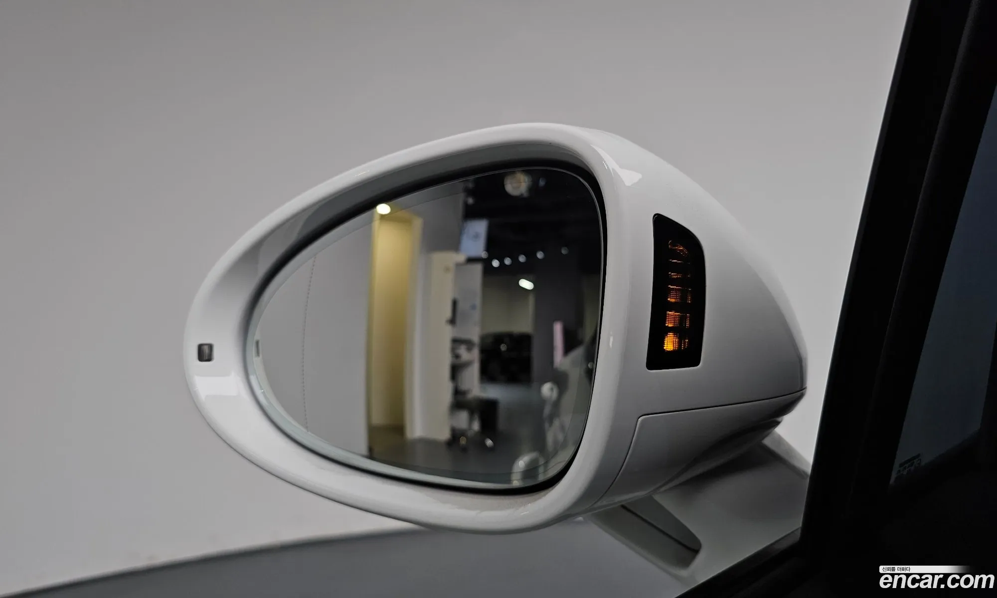 Porsche Macan 2017 WP1AG2951JLB63295 — 16