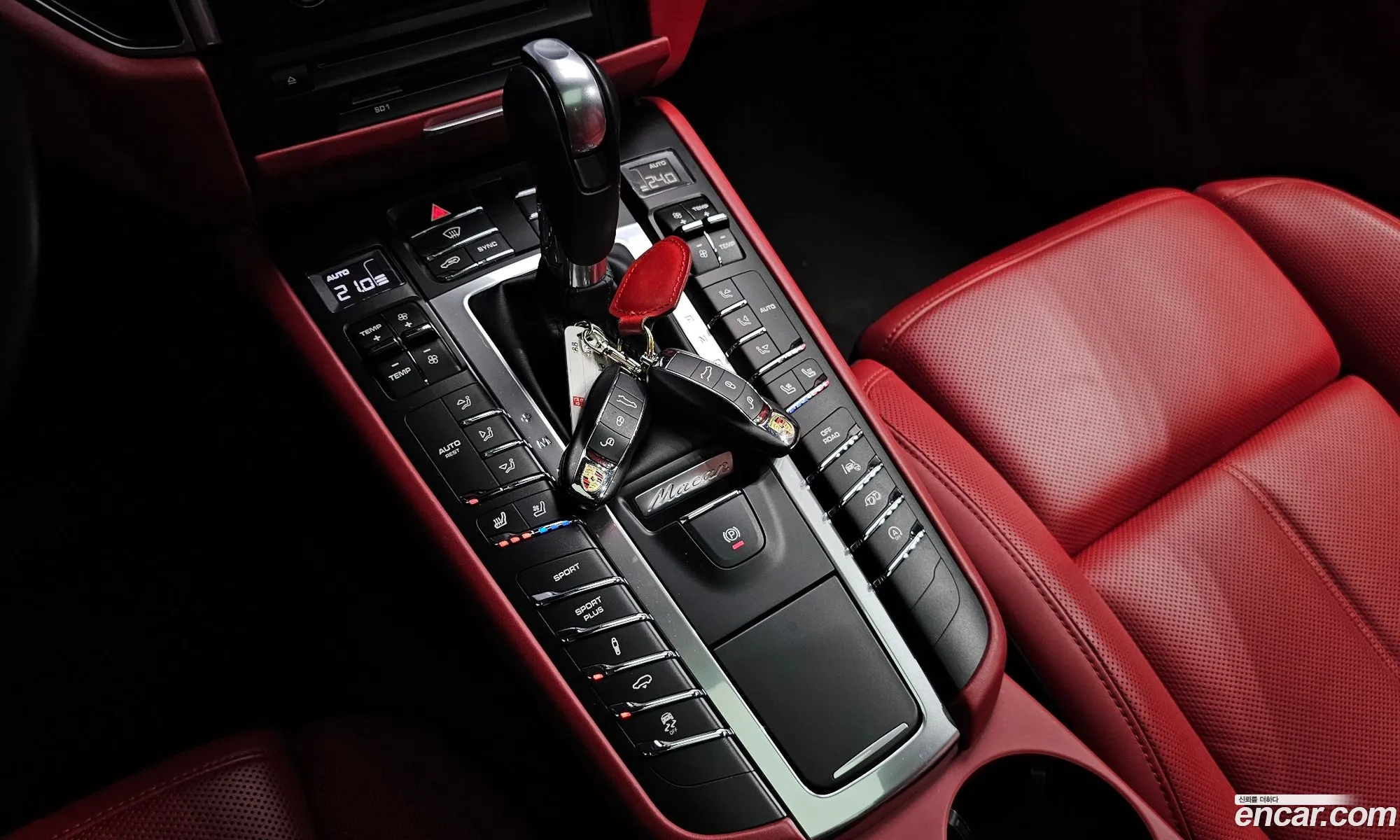 Porsche Macan 2017 WP1AG2951JLB63295 — 13