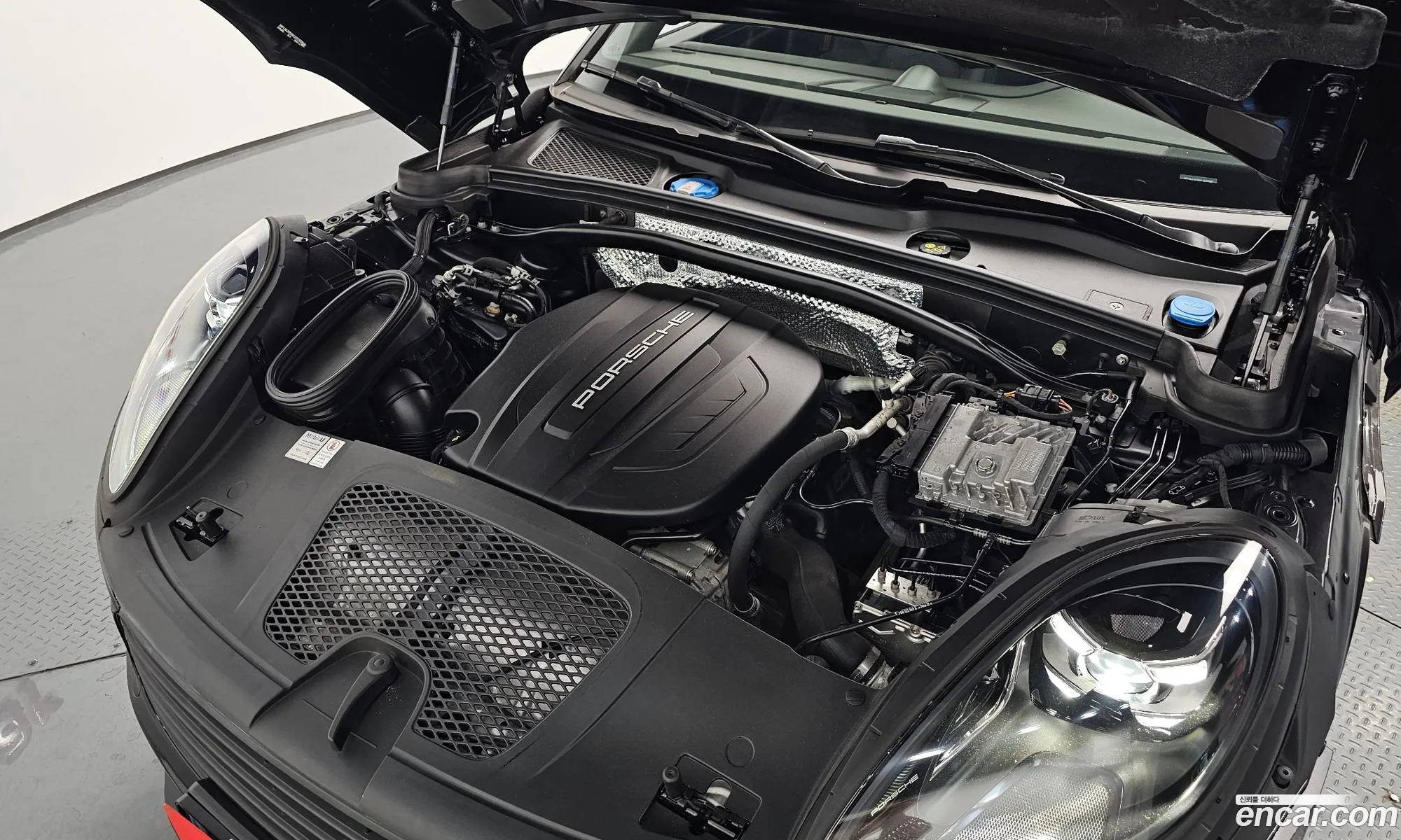 Porsche Macan 2019 WP1AA2958KLB05588 — 15