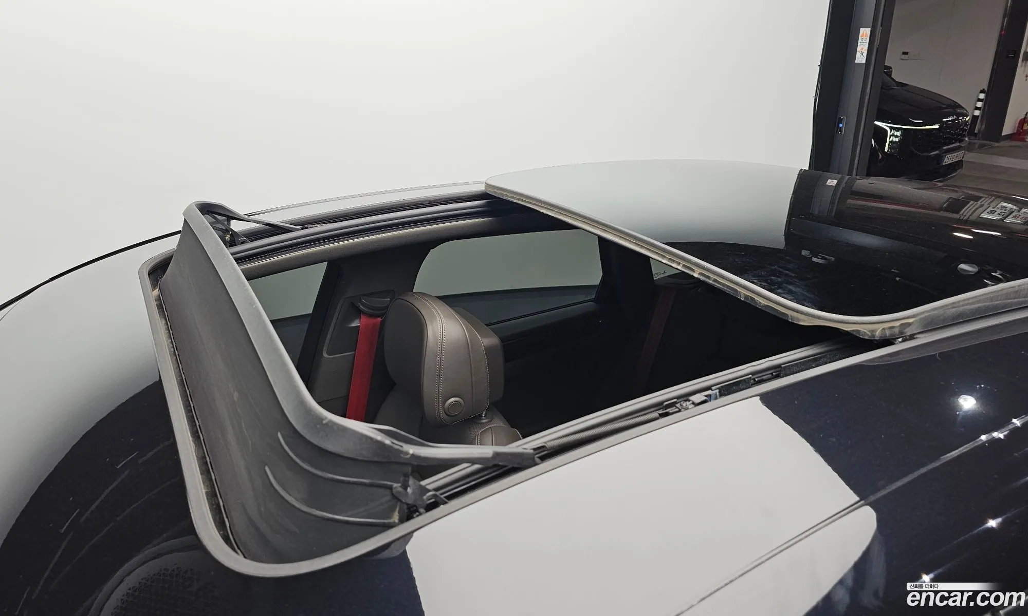 Porsche Macan 2019 WP1AA2958KLB05588 — 19