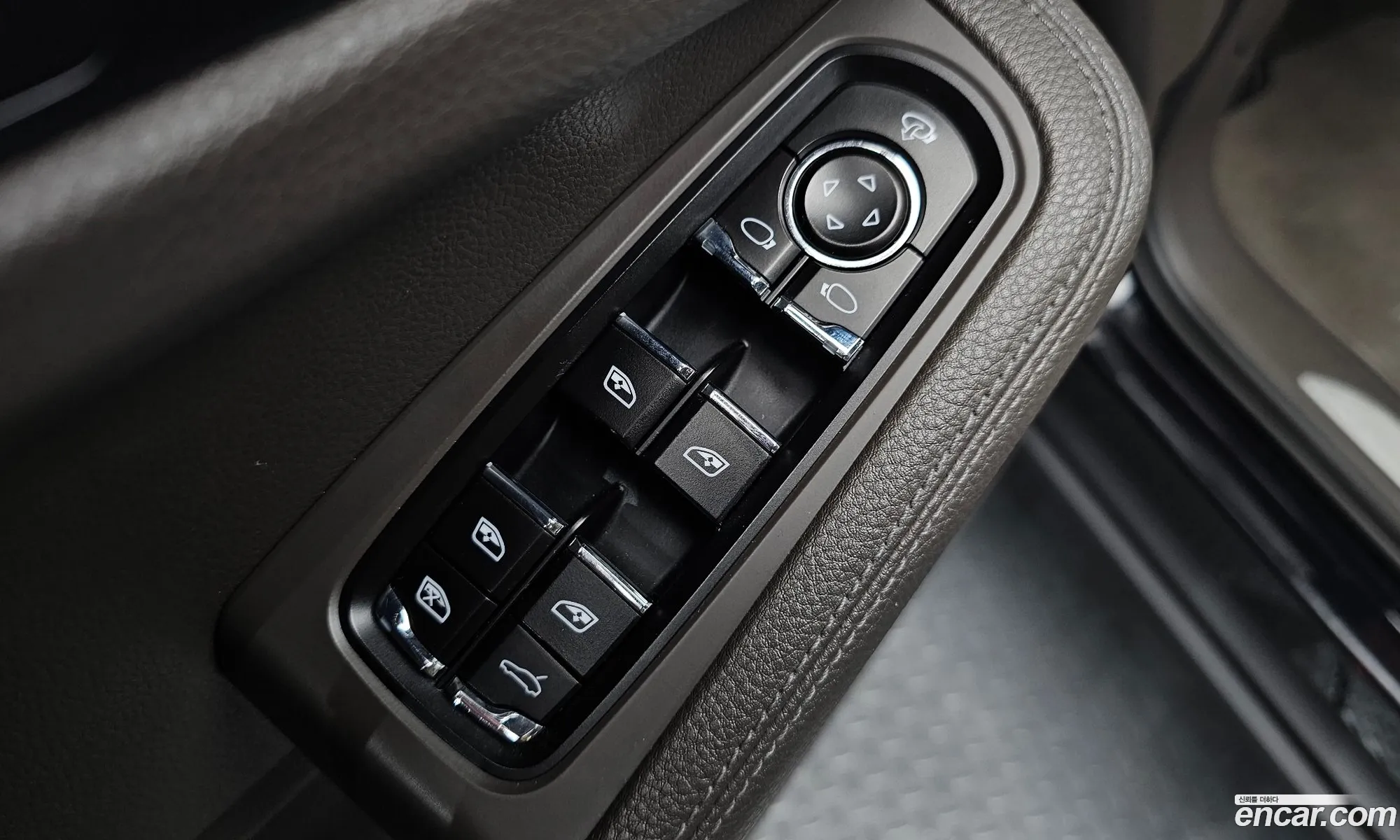 Porsche Macan 2019 WP1AA2958KLB05588 — 4
