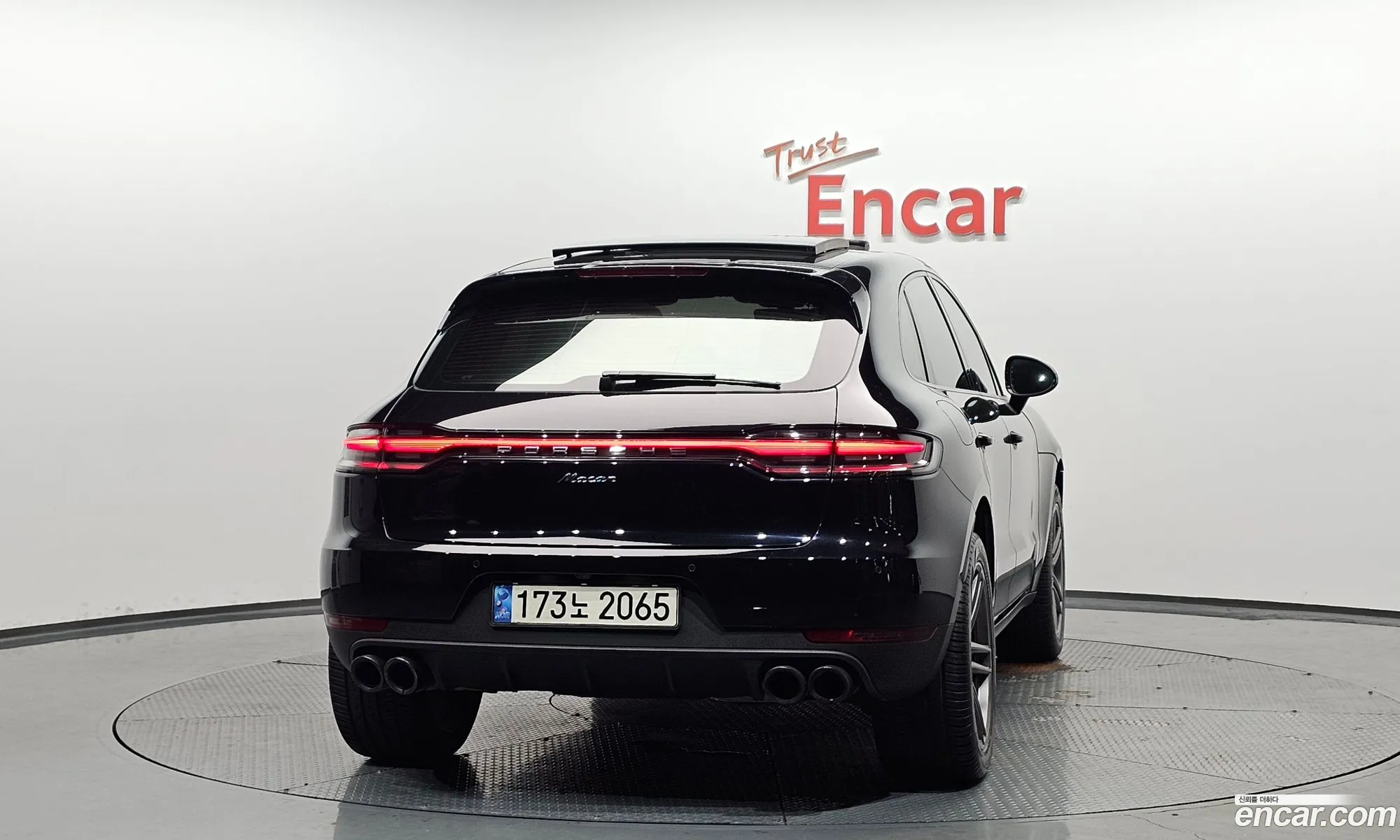 Porsche Macan 2019 WP1AA2958KLB05588 — 14