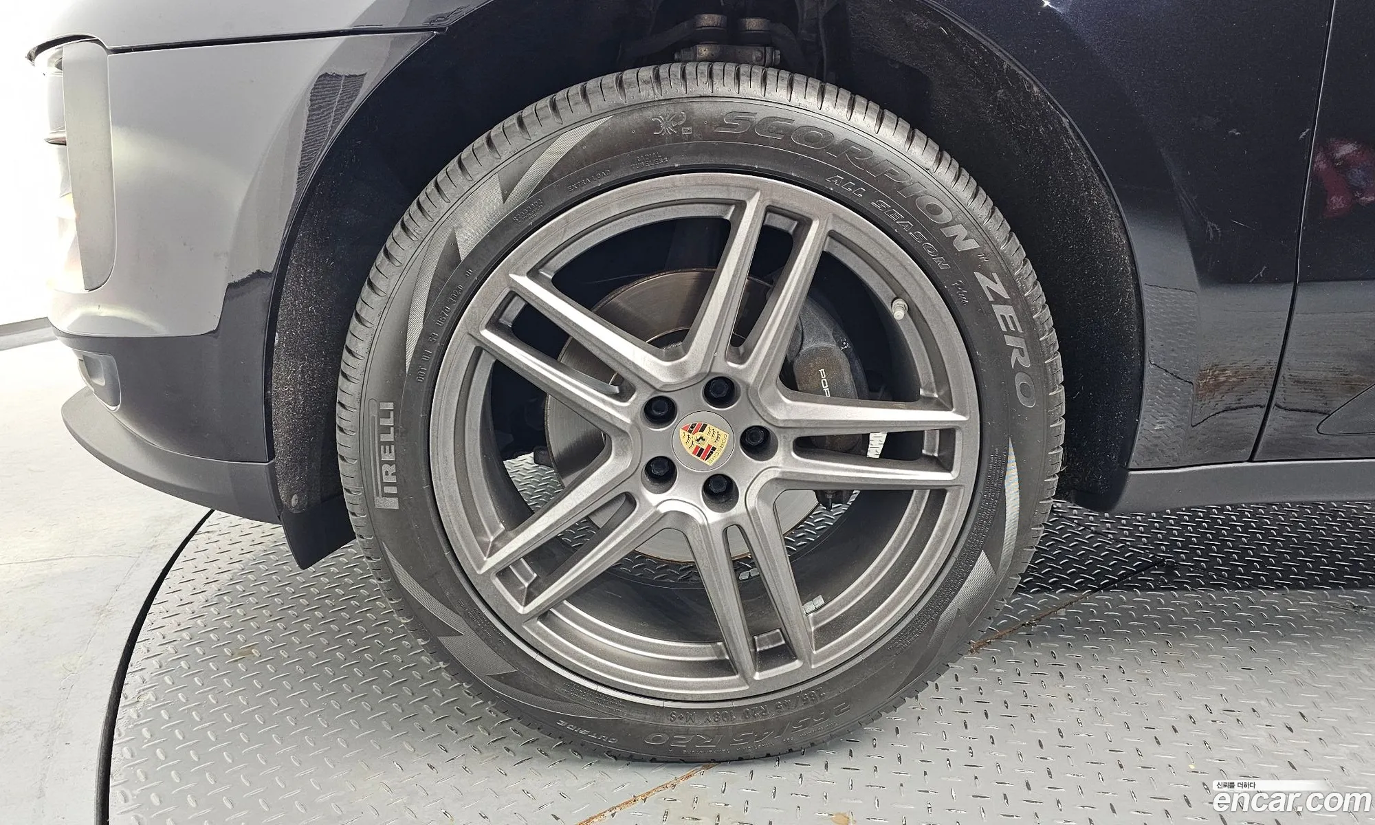 Porsche Macan 2019 WP1AA2958KLB05588 — 21