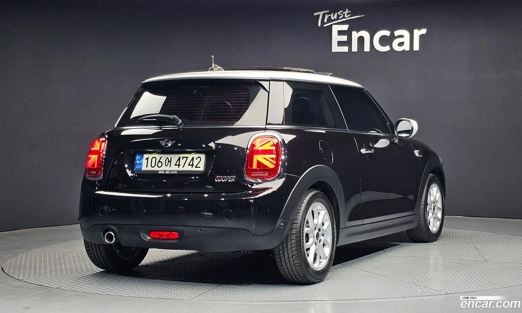 Mini Cooper 2021 — 28