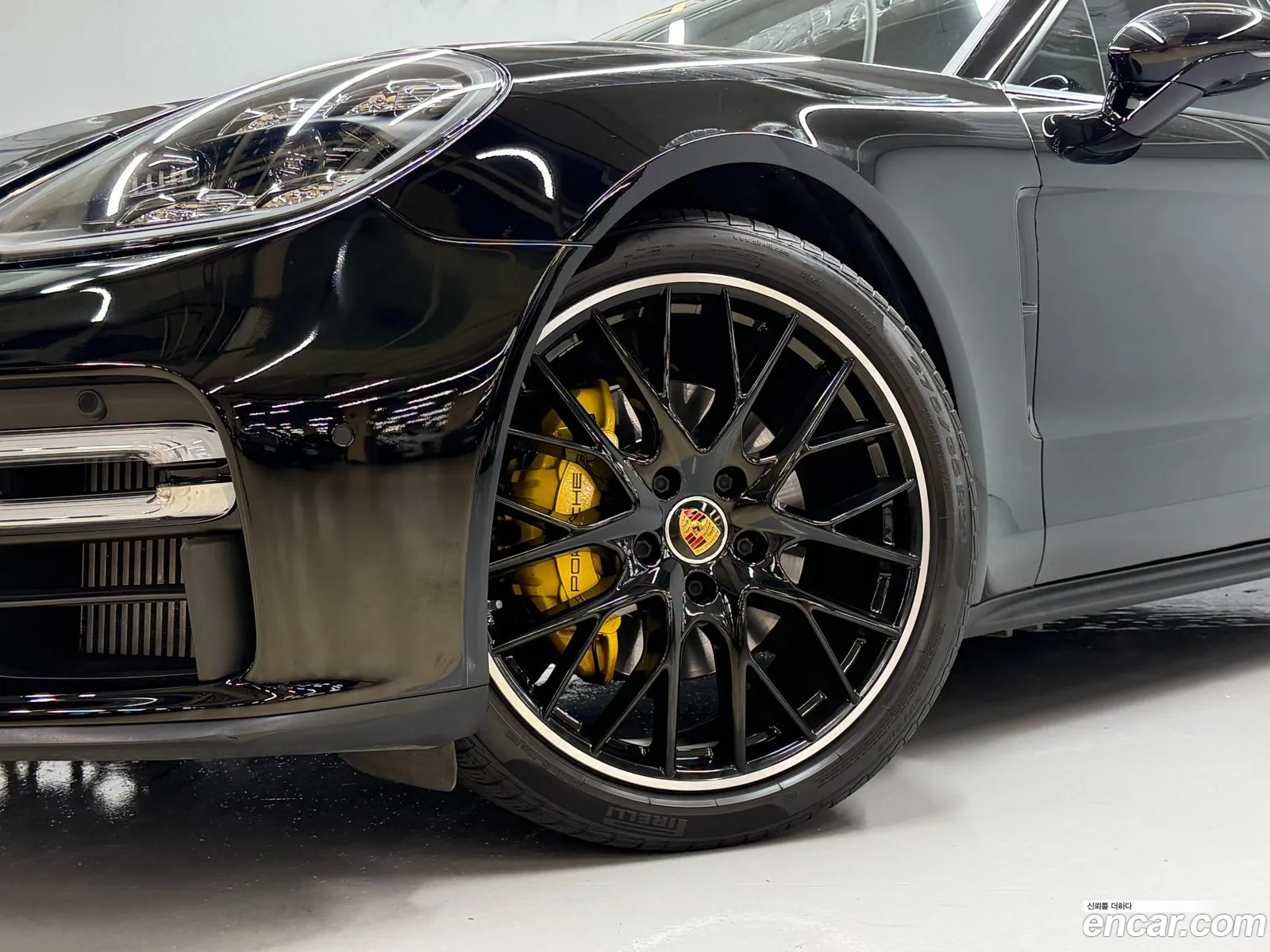 Porsche Panamera 2021 — 11
