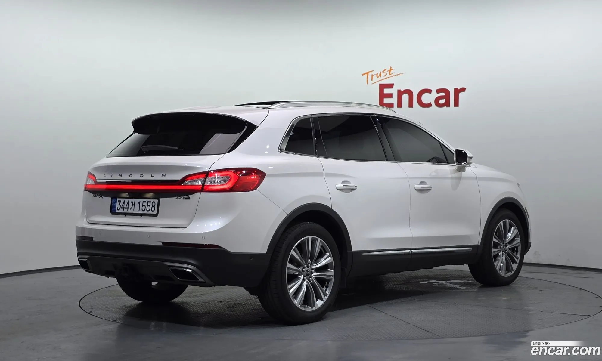 Lincoln MKX 2016 2LMPJ8LP2GBL86478 — 4