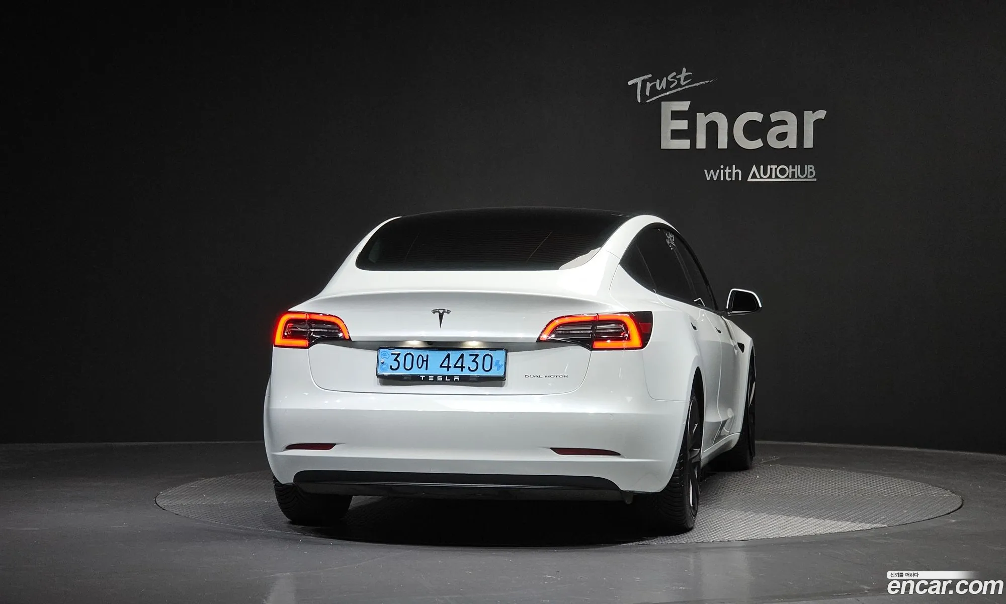 Tesla Model 3 2021 — 21