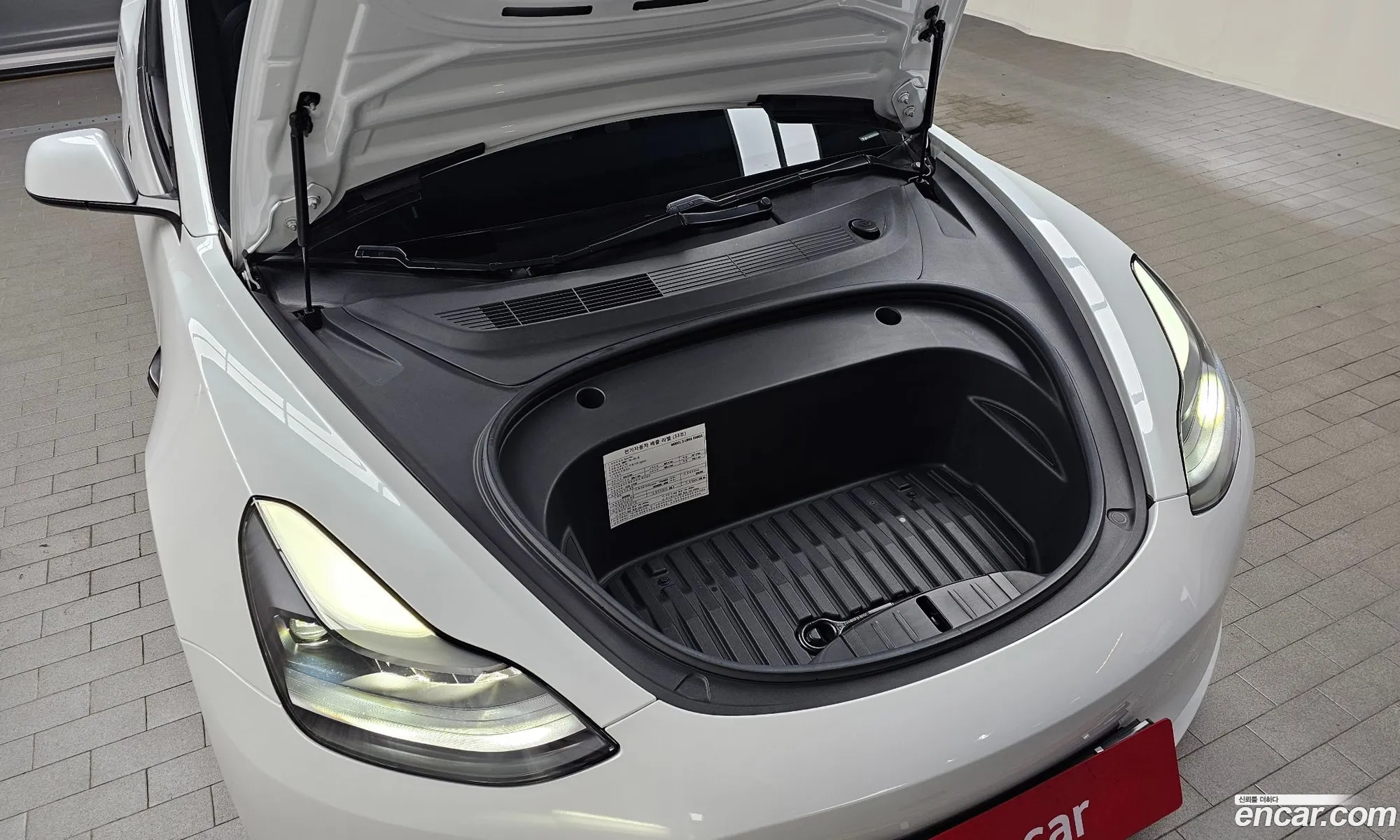 Tesla Model 3 2021 — 28