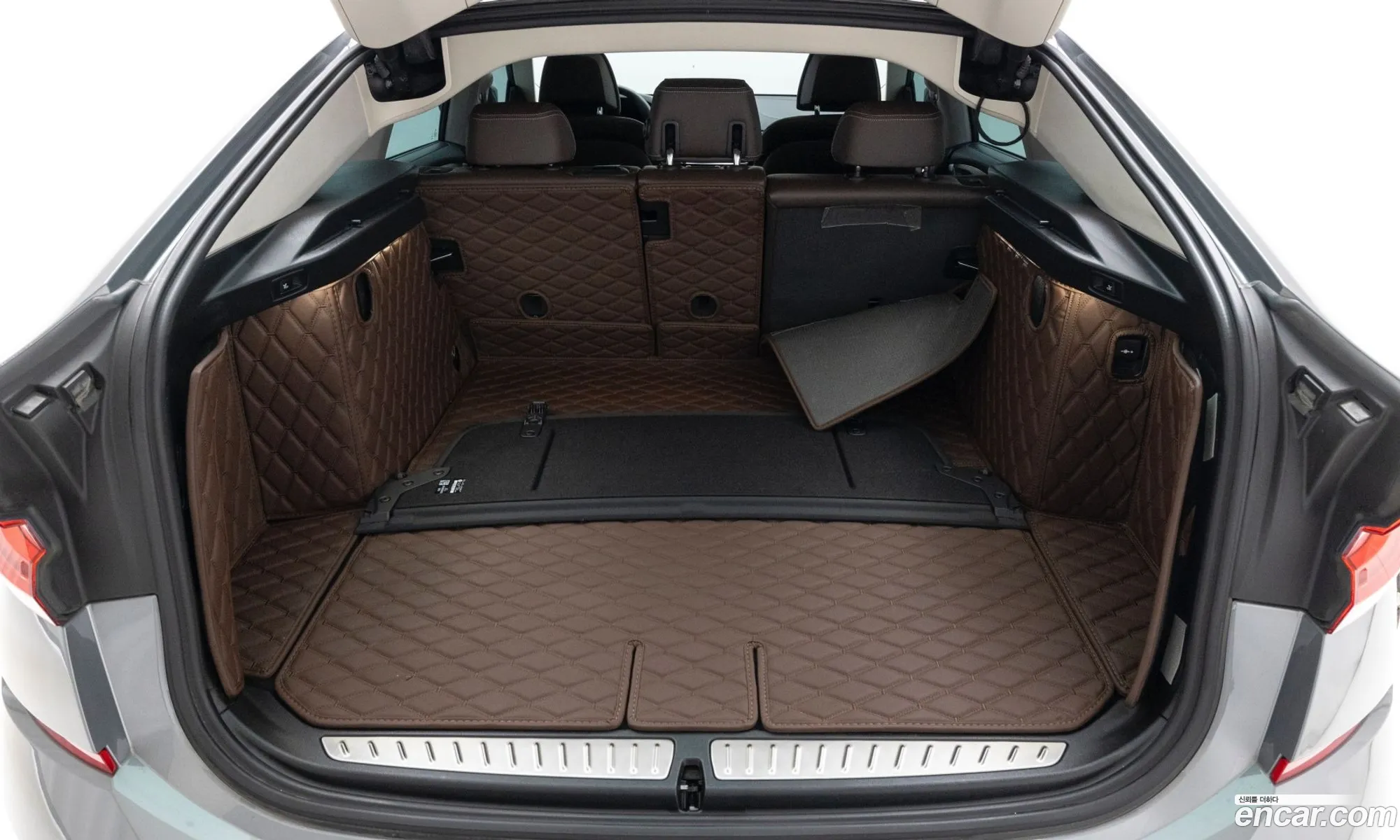BMW 6 Series GT 2023 — 16