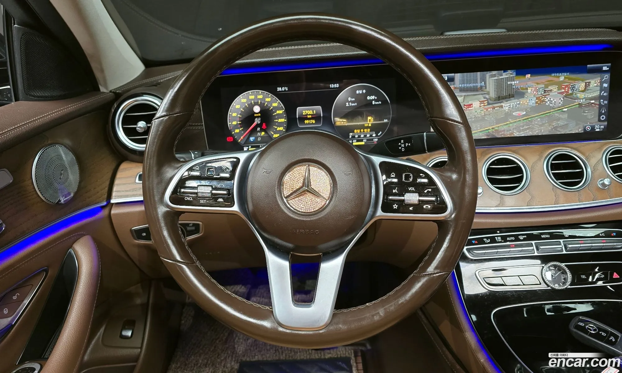 Mercedes-Benz E-Class W213 2018 WDDZF4KB3KA528646 — 10